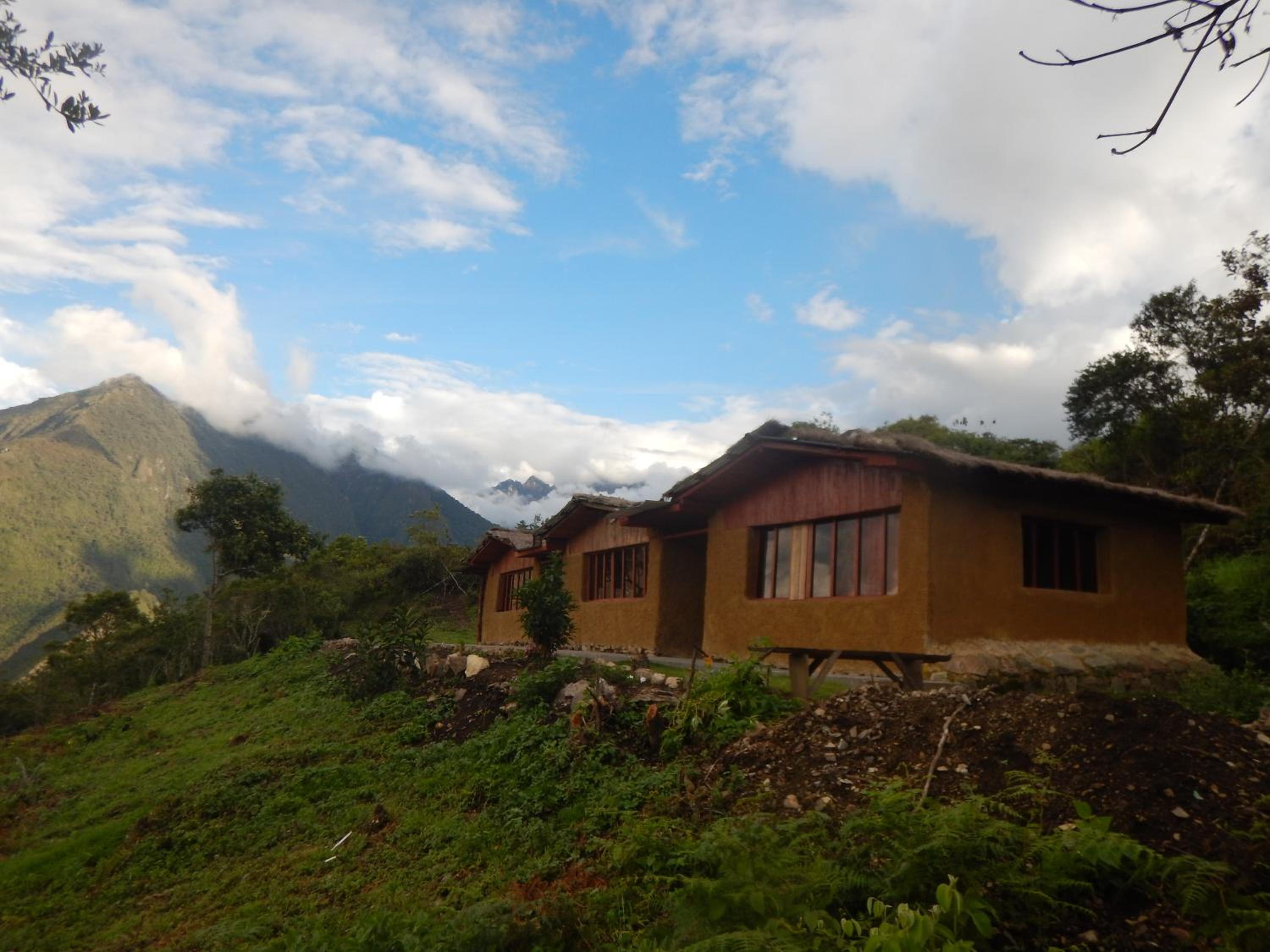 Llactapata Lodge overlooking Machu Picchu - camping - restaurant