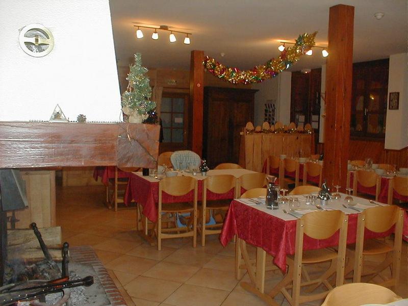 restaurant