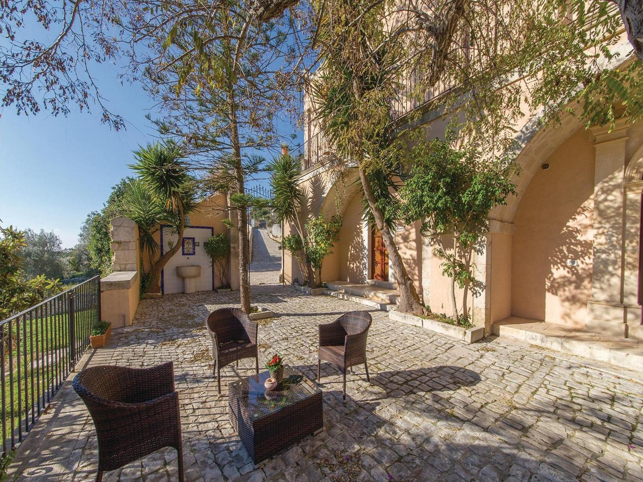 Baglio Fasana whole property