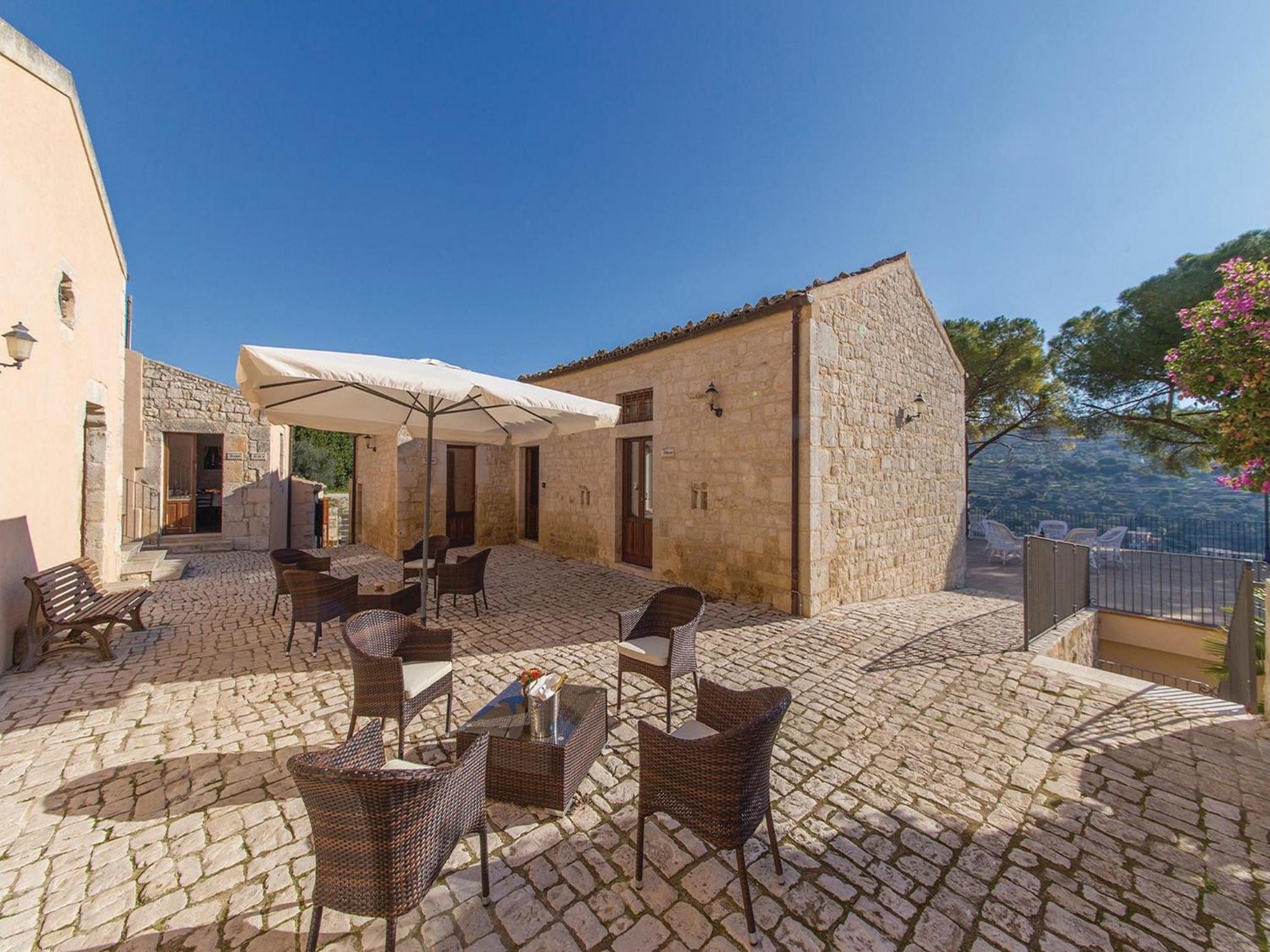 Baglio Fasana whole property