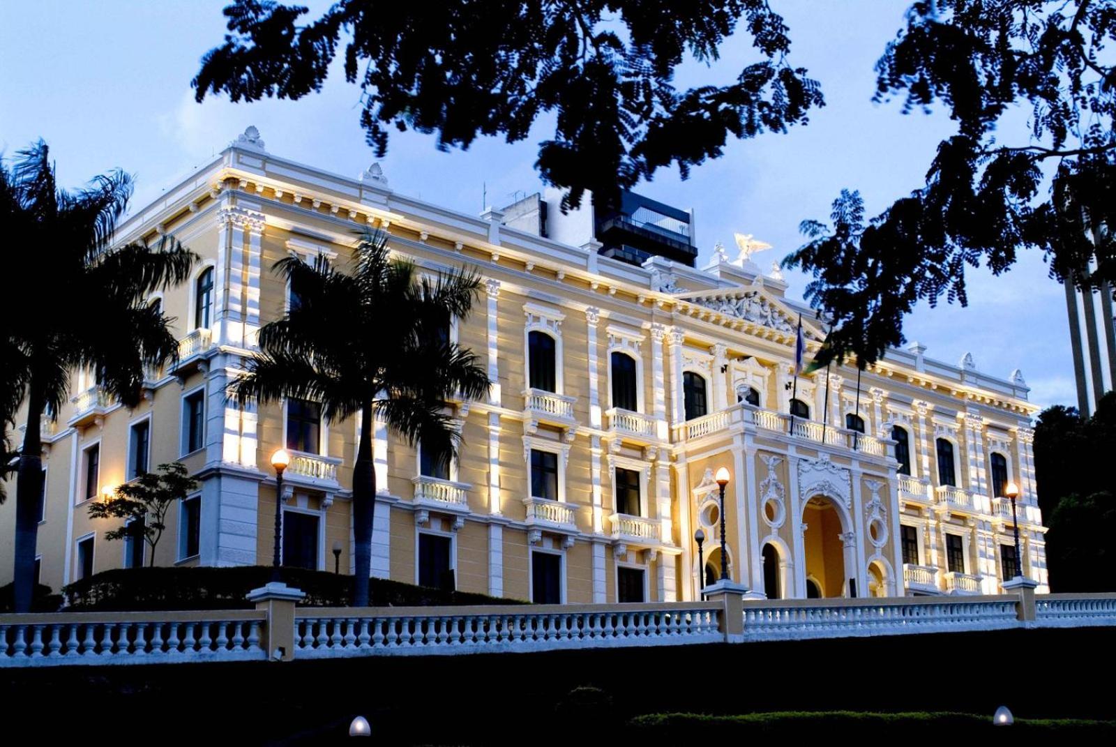 Joao Meira Apartments