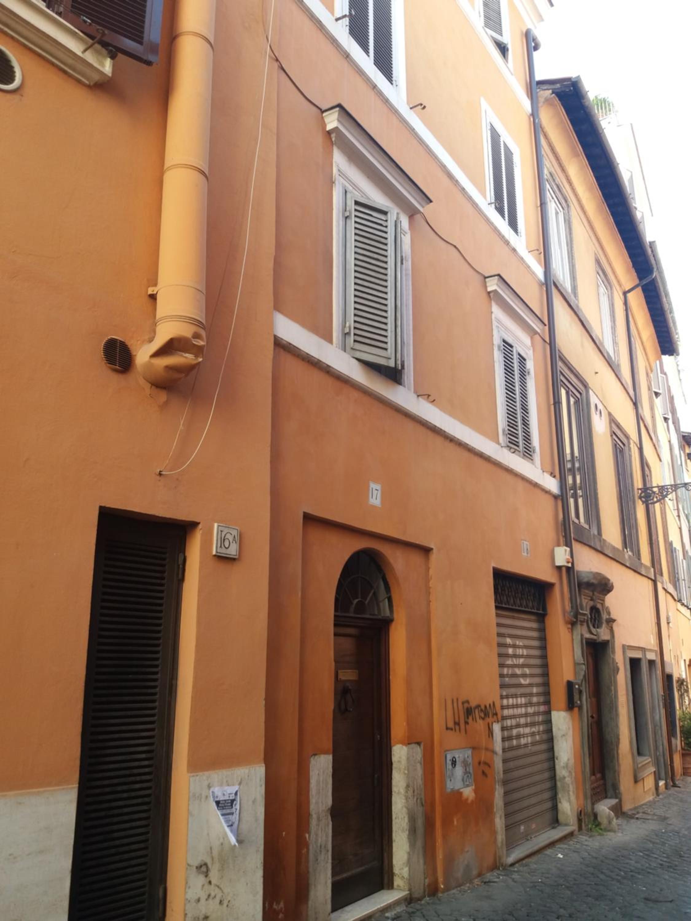 Frangipane Apartment