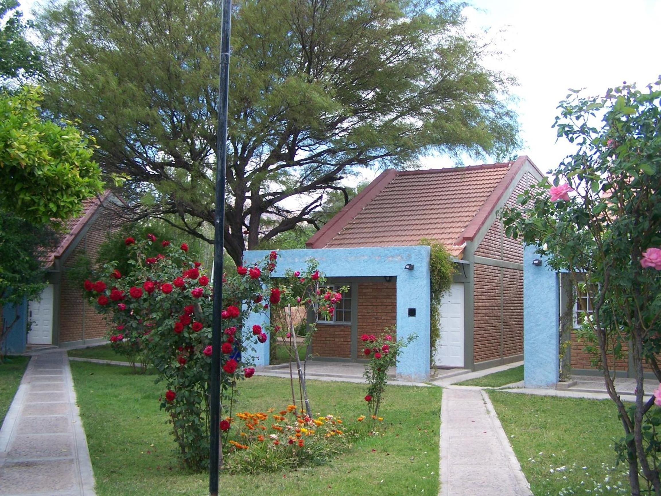 Cabañas y Hotel Ebemys