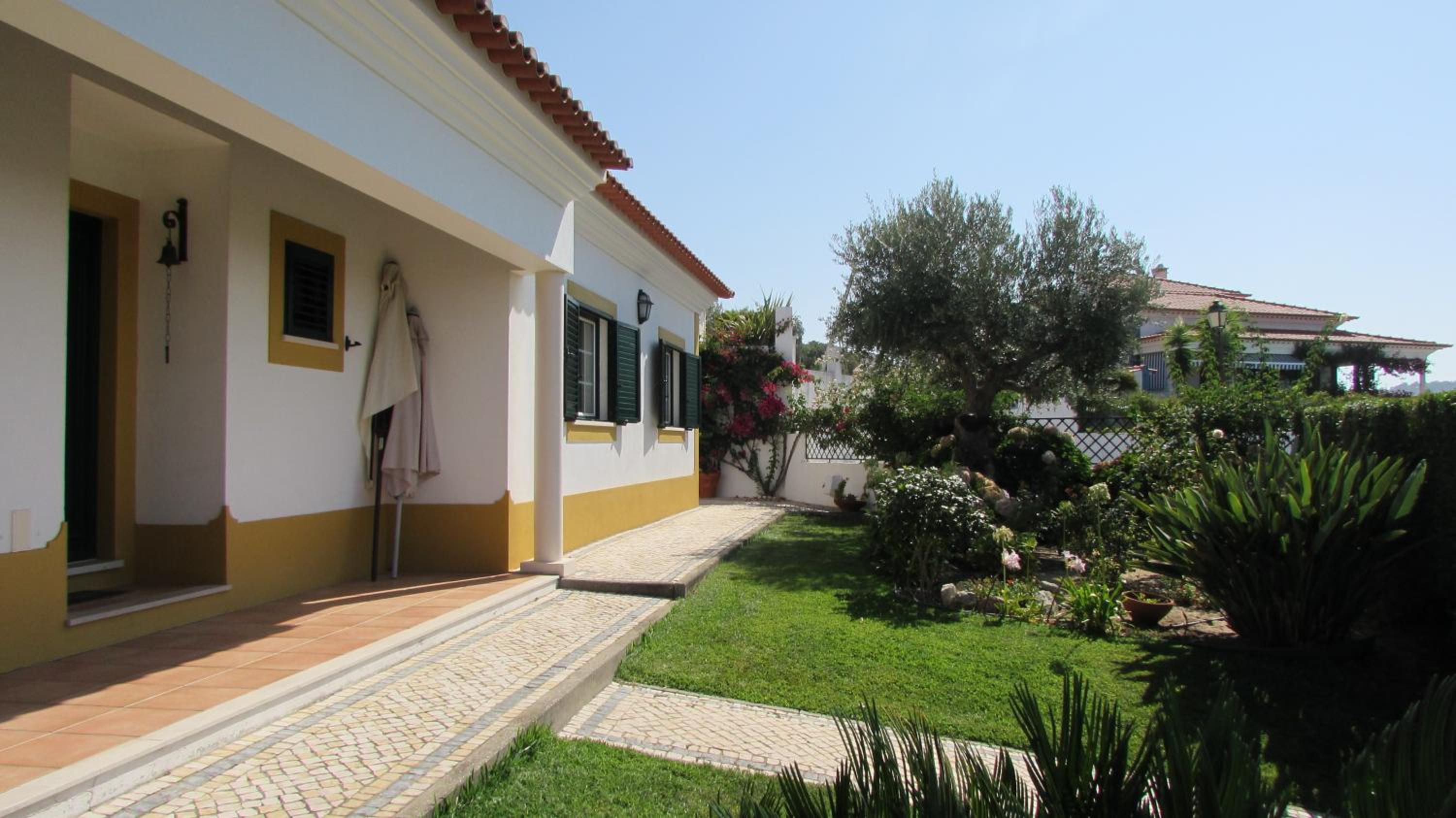 Casa do Pinheiro view 3