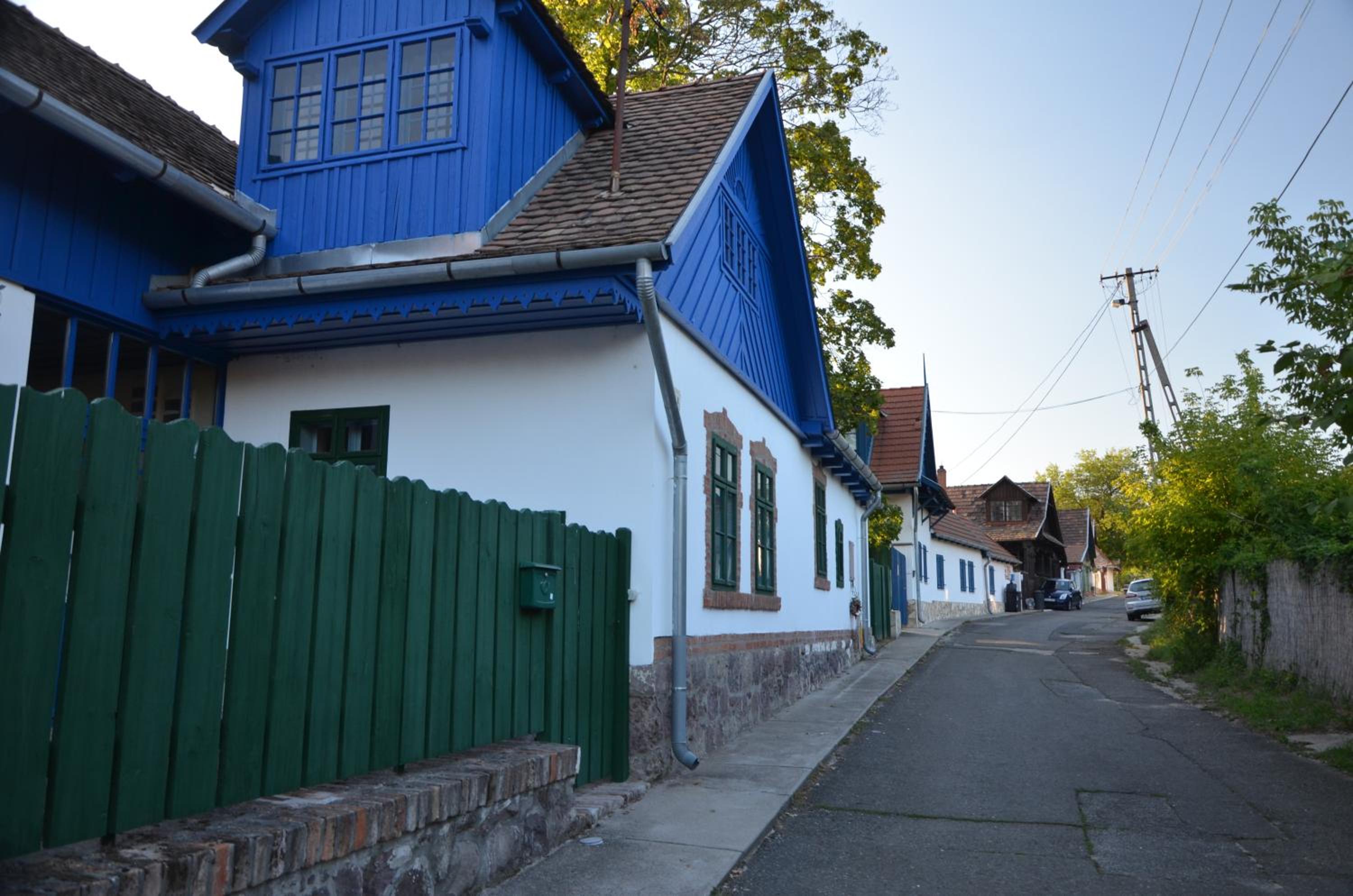Photo 19