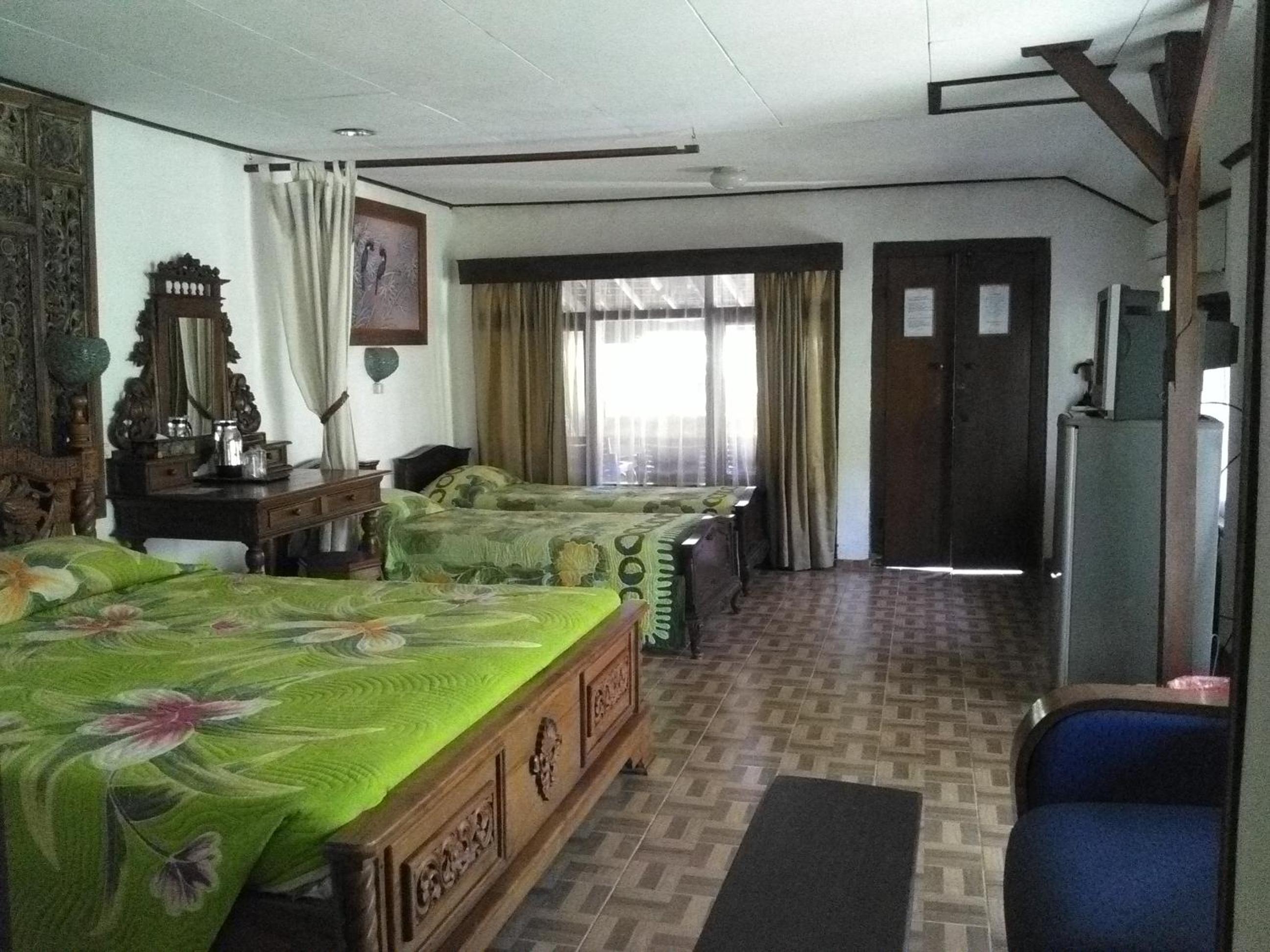 Gazebo Beach Hotel