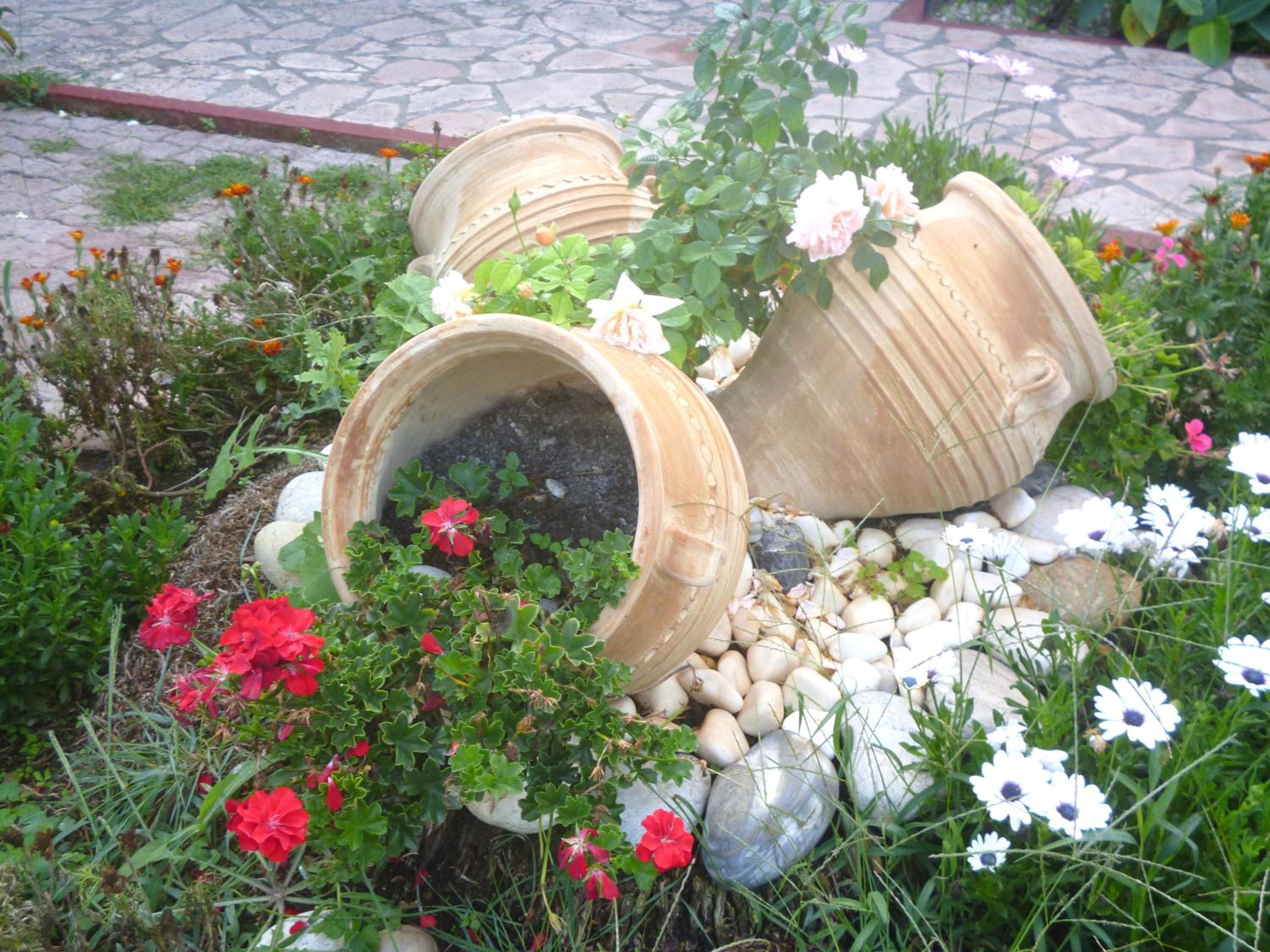 Kostas Apartments & studios
