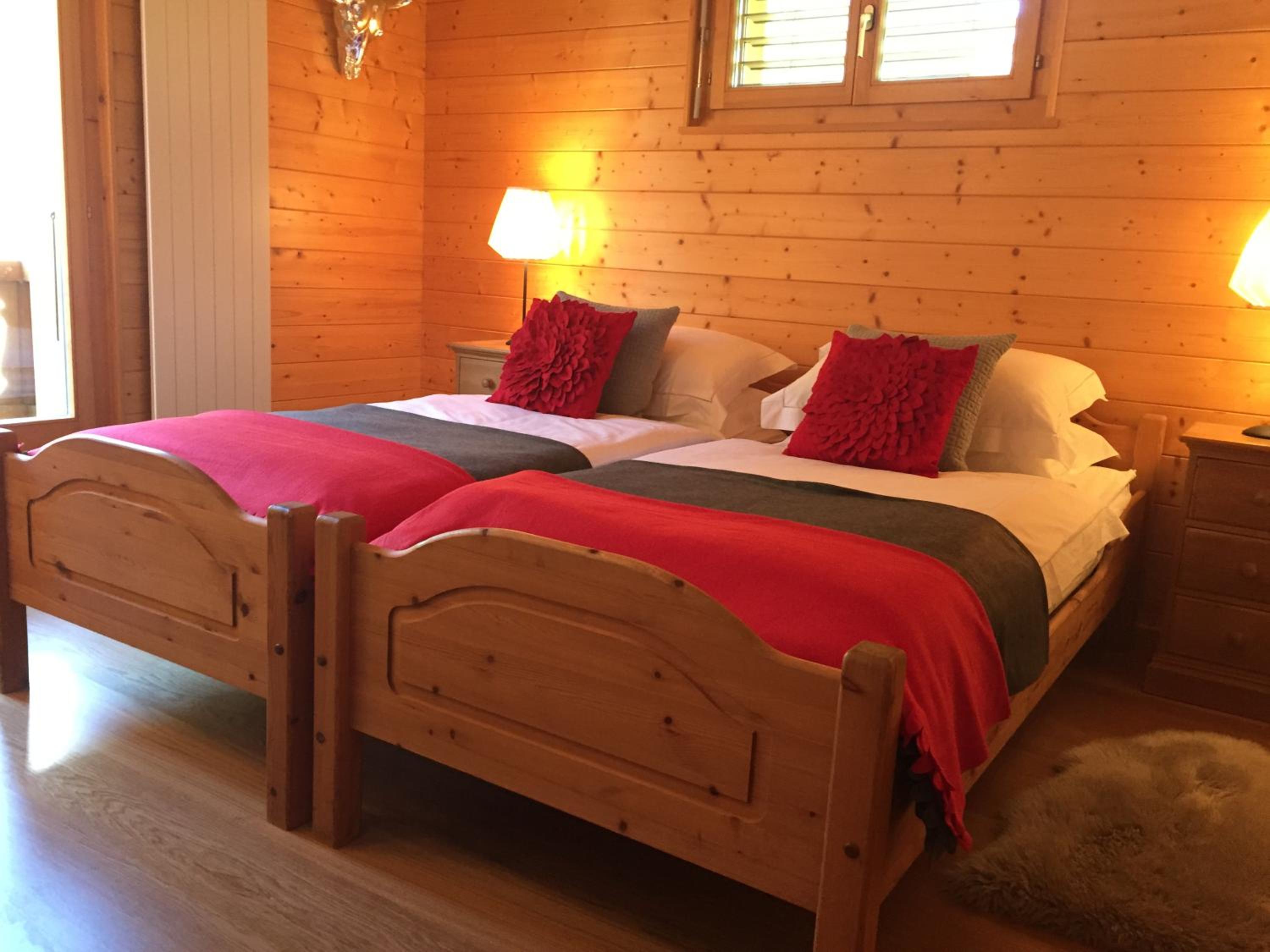 Celine 9, Champery