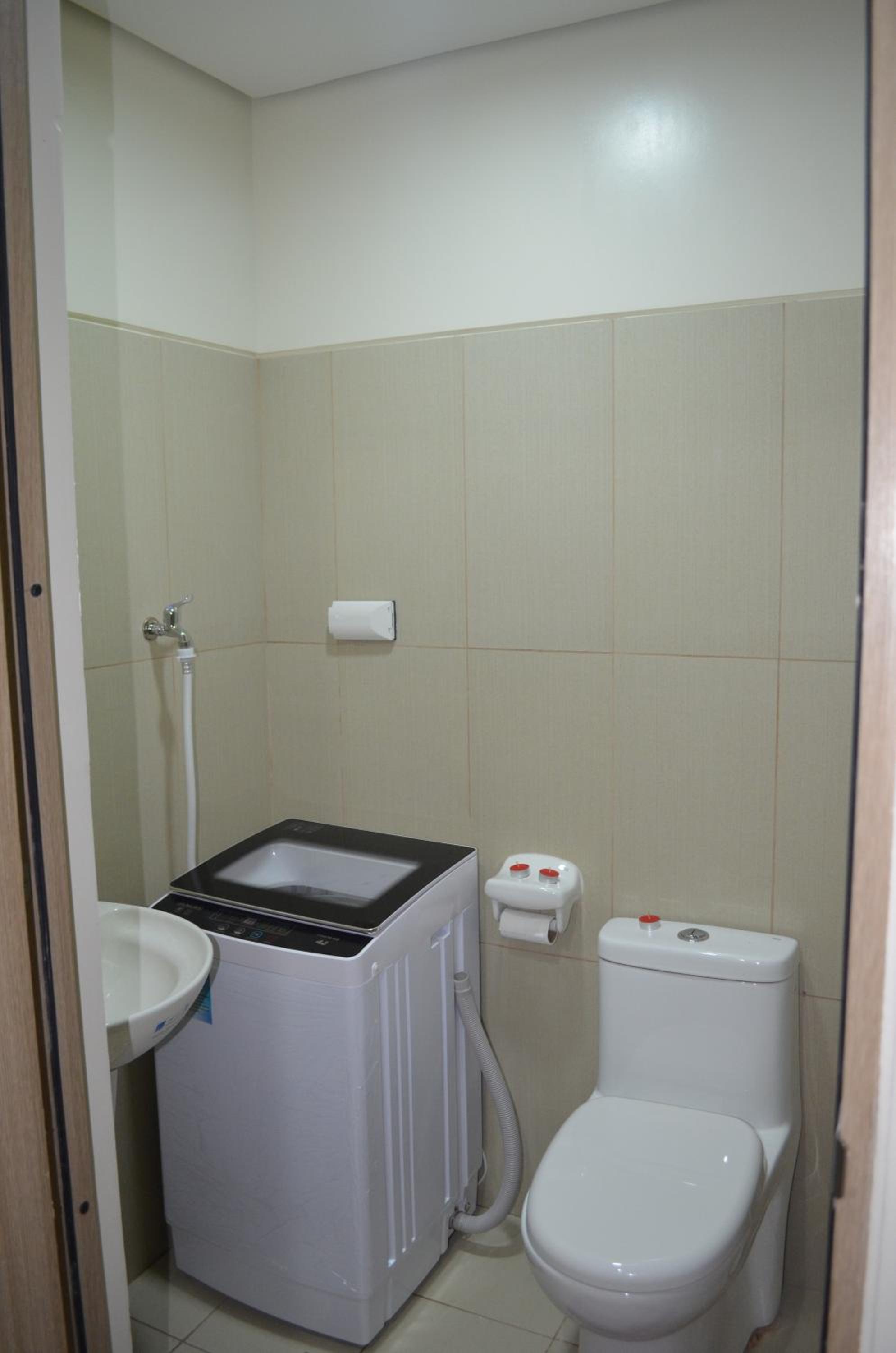 Jovic's Condo at Breeze Residences.