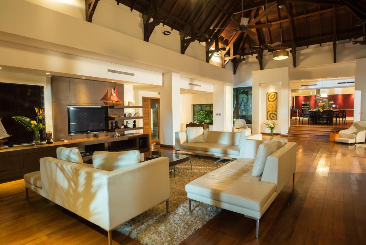 Villa Solara by Oazure photo 4