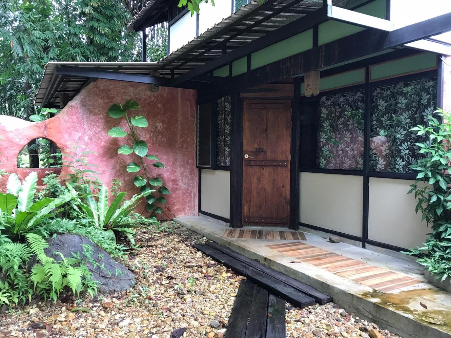 Khao Sok Homestay Resort