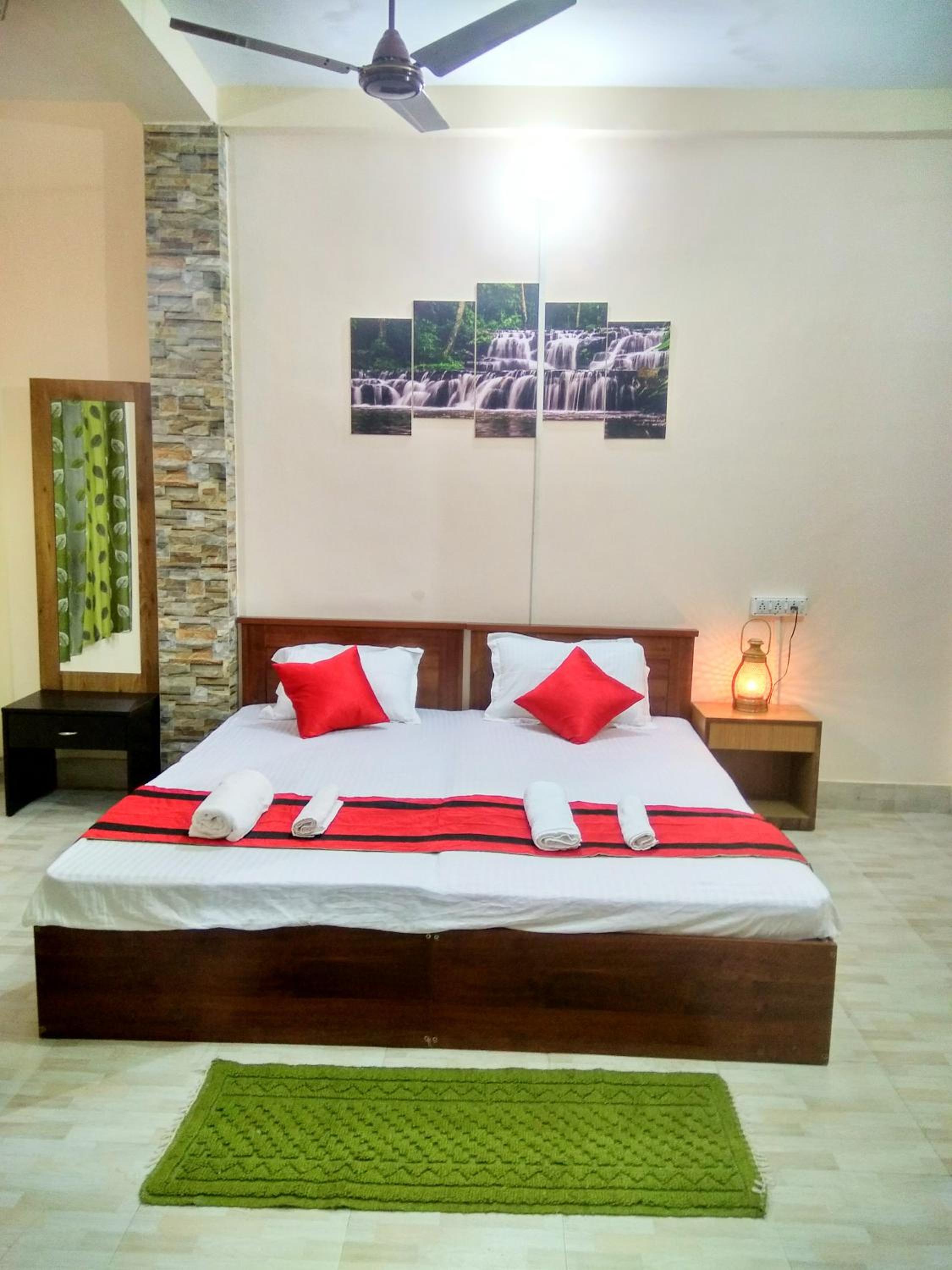 Kollolini Kolkata