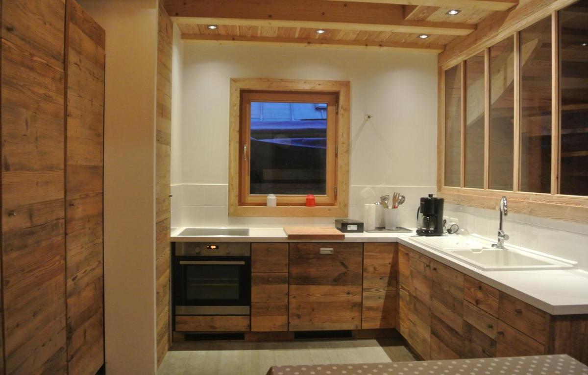 Odalys Chalet le Pure Altitude view 3