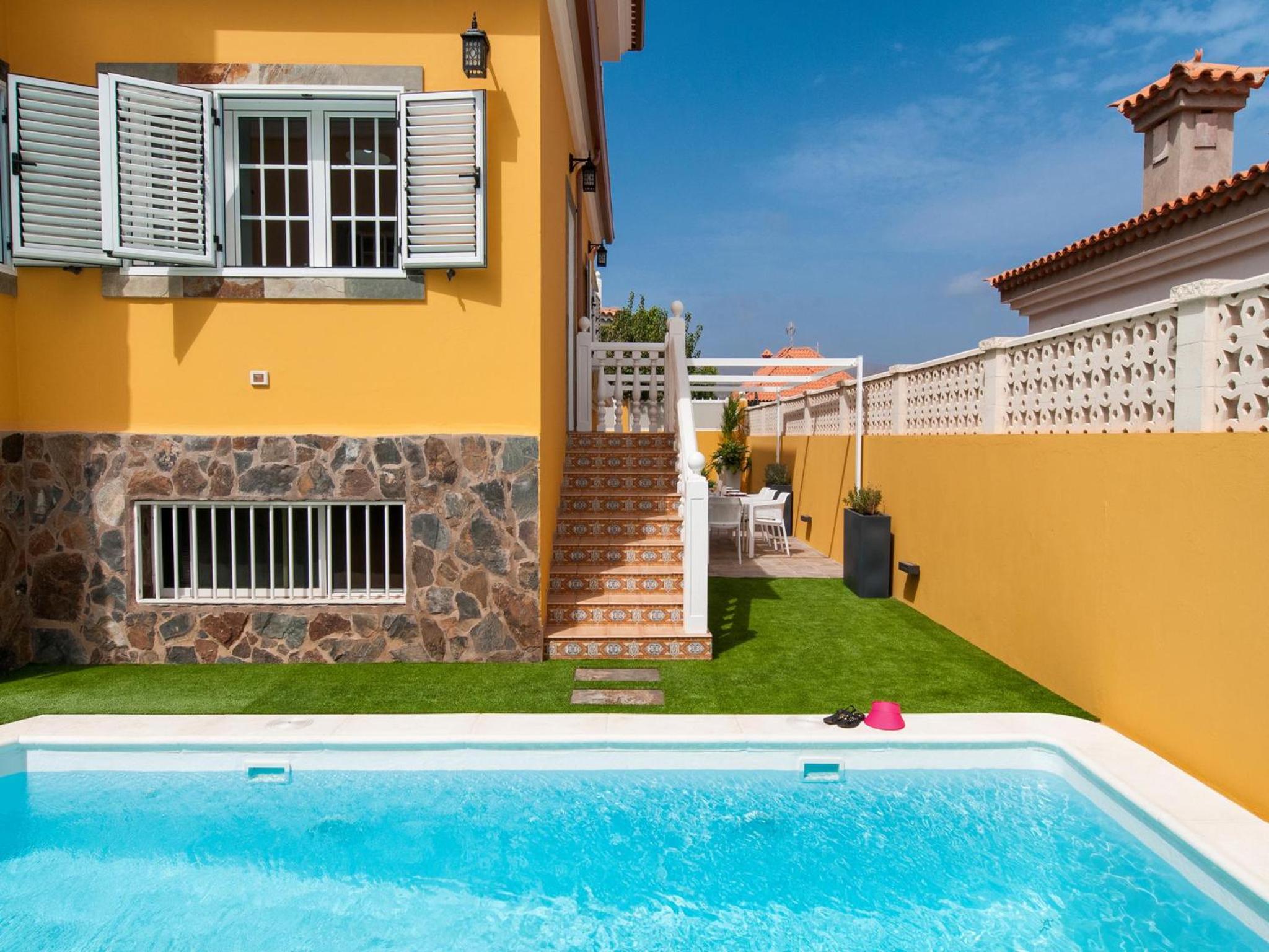 Sonnenland Q10 by VillaGranCanaria