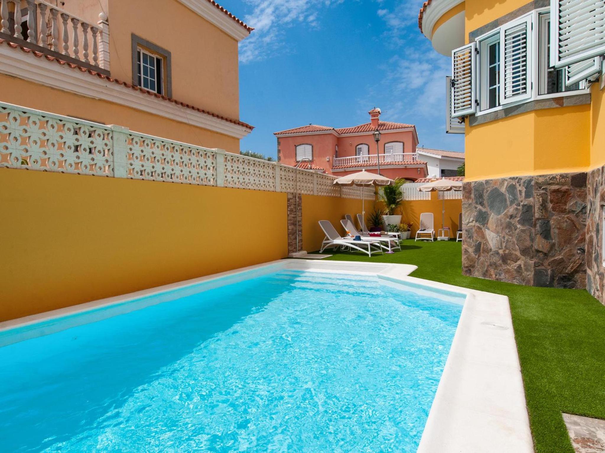 Sonnenland Q10 by VillaGranCanaria