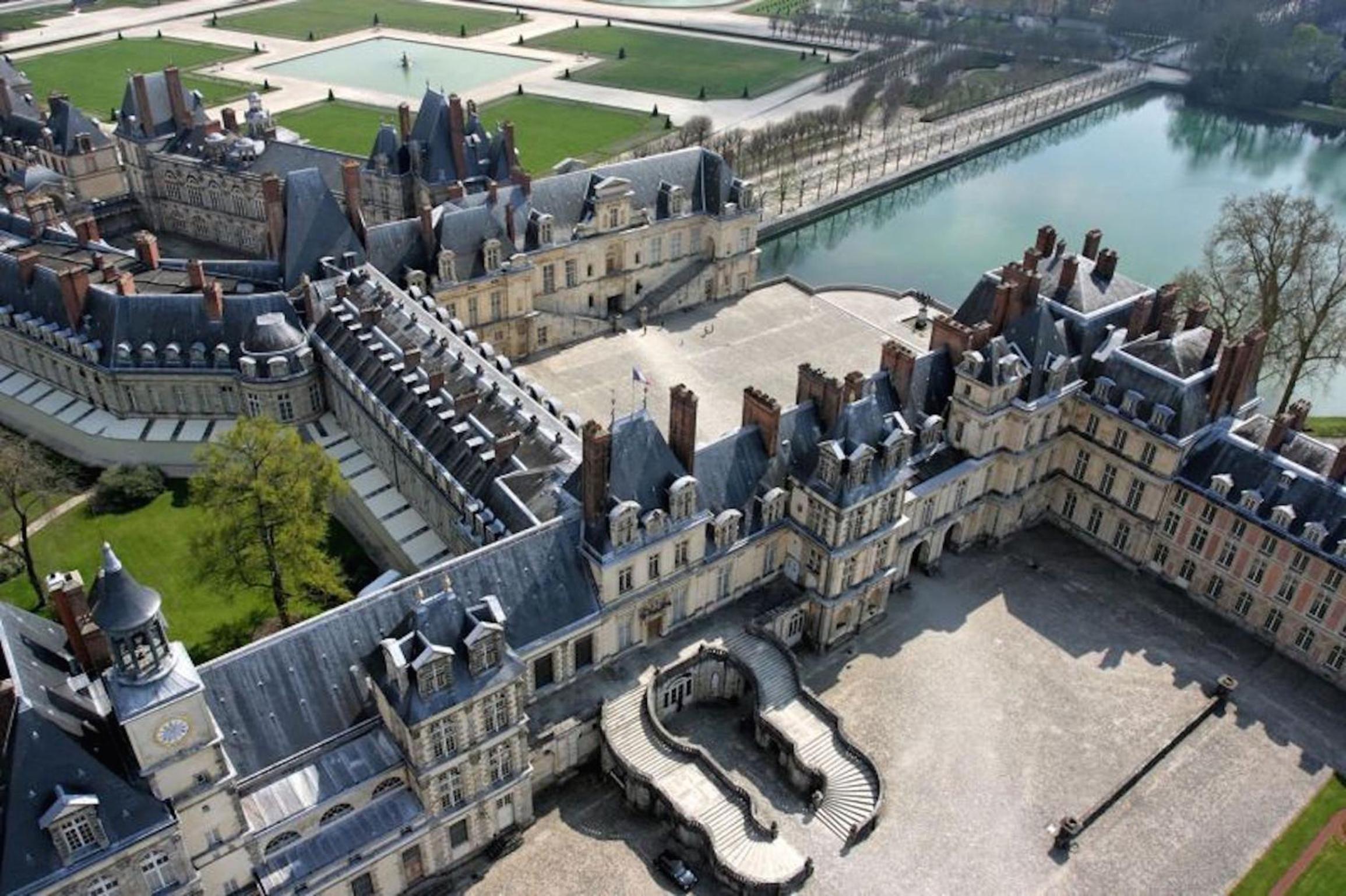 Fontainebleau Sweet Home Garden