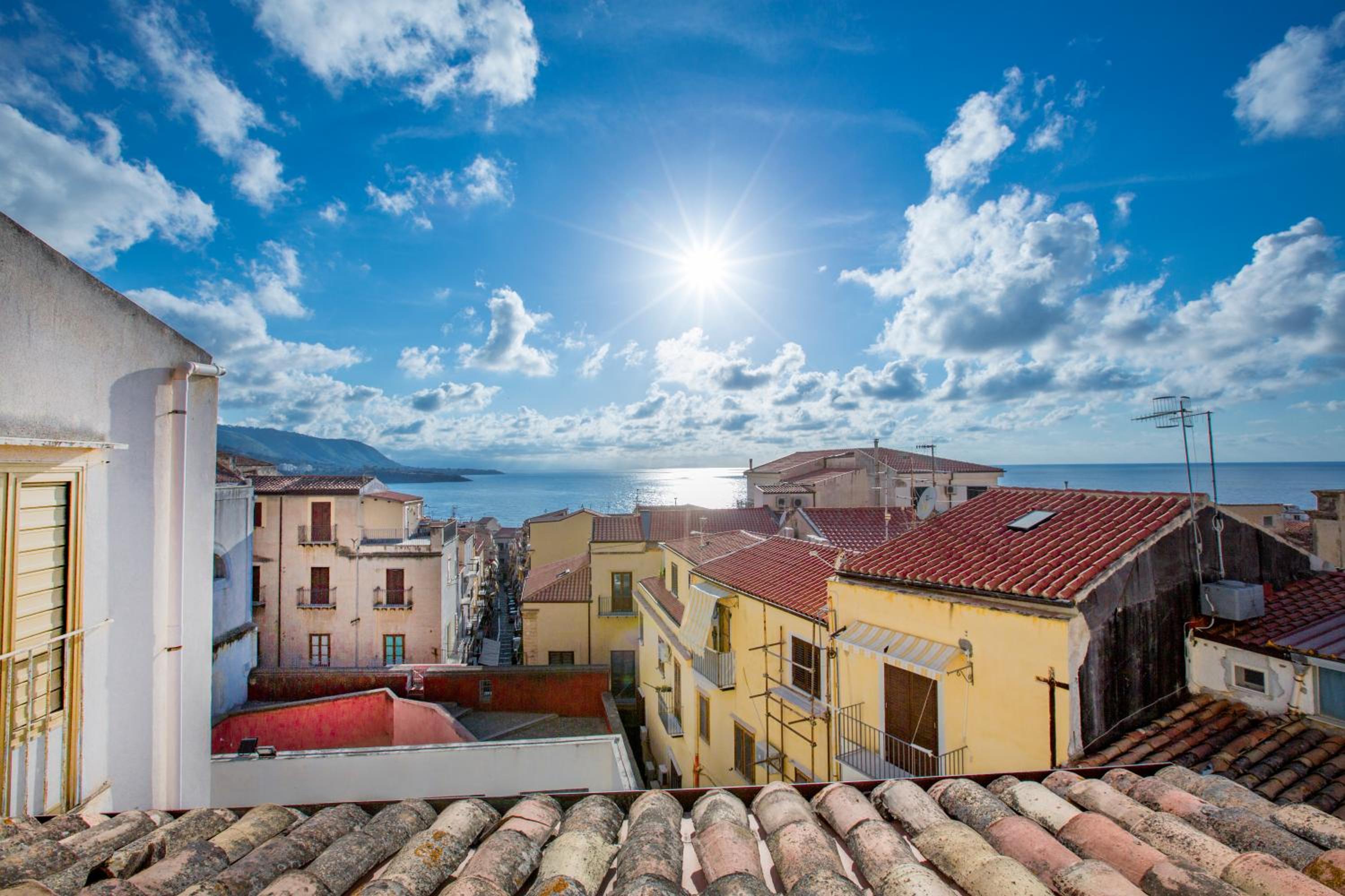 Cefalu in Blu
