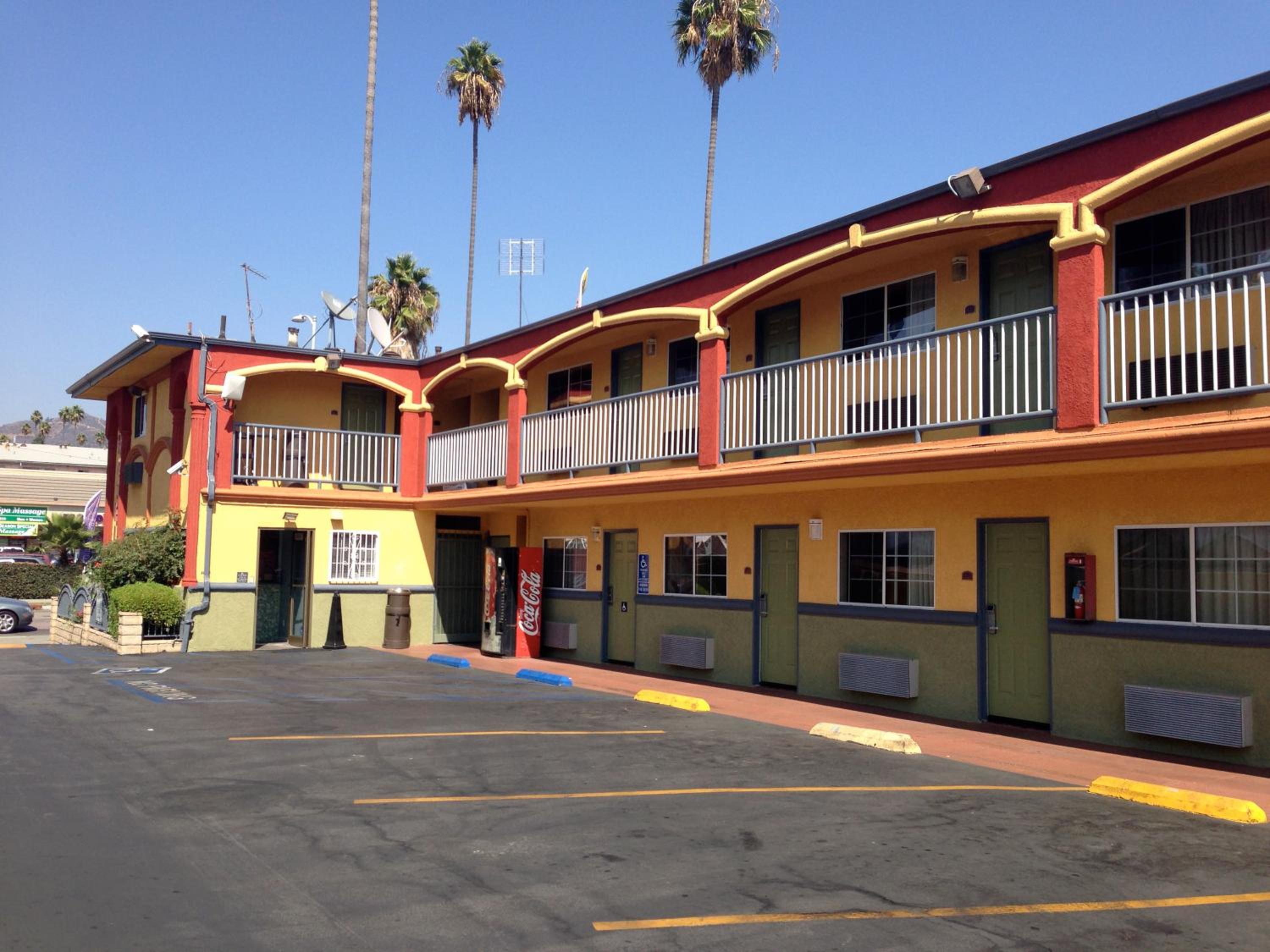Economy Inn Hollywood
