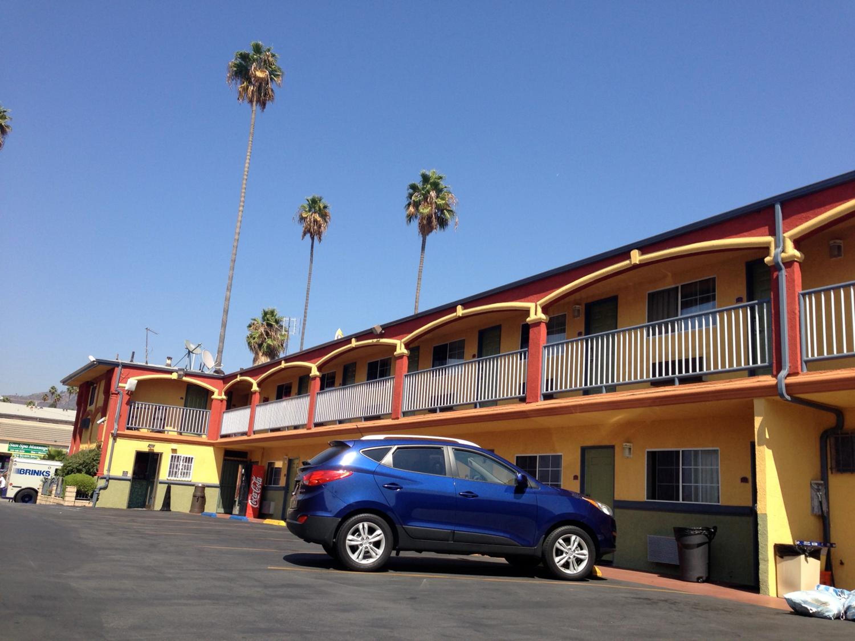 Economy Inn Hollywood