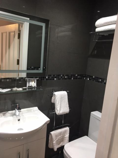 Harefield Manor Hotel, photo 22