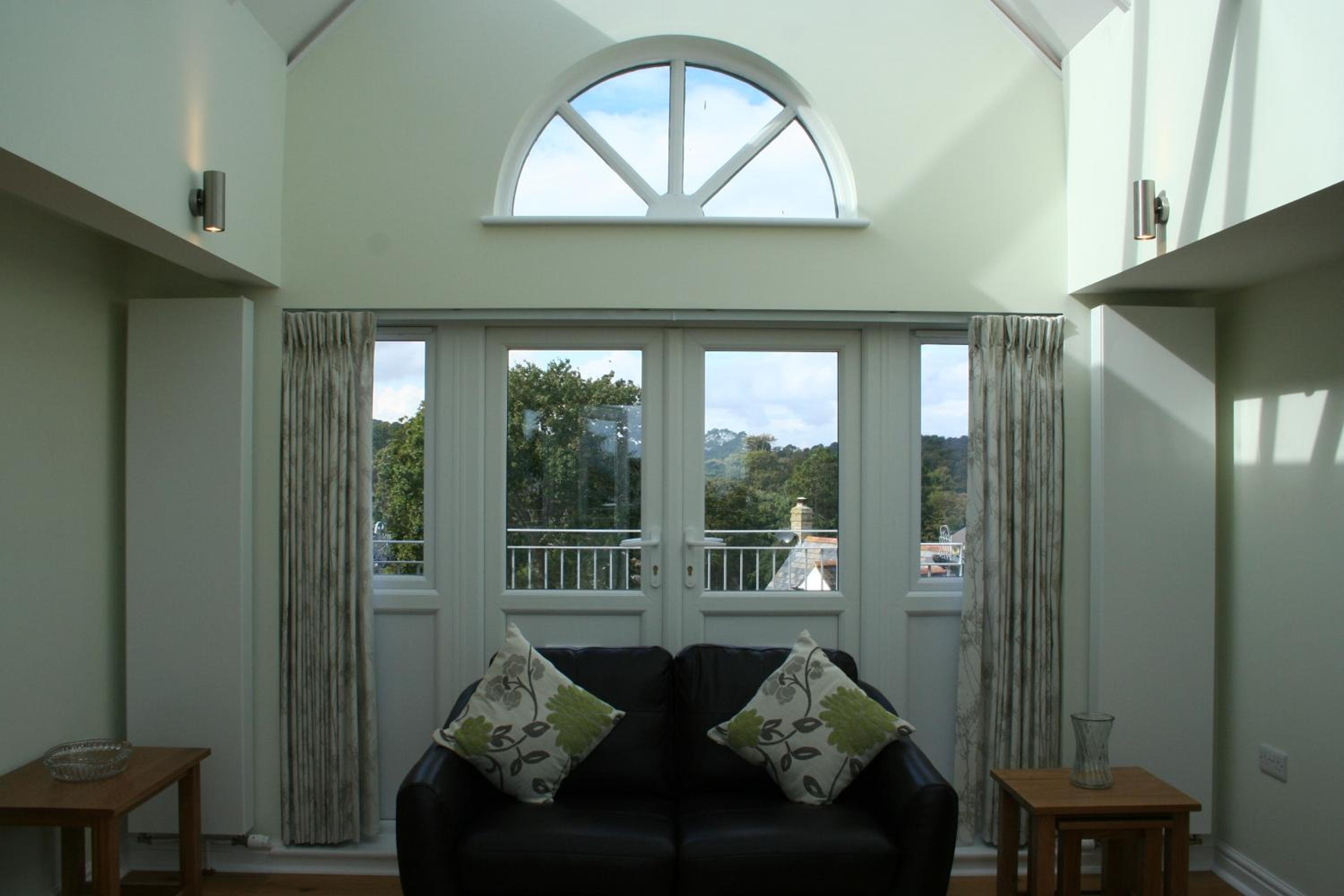 Highlands Apartment 4 view 3