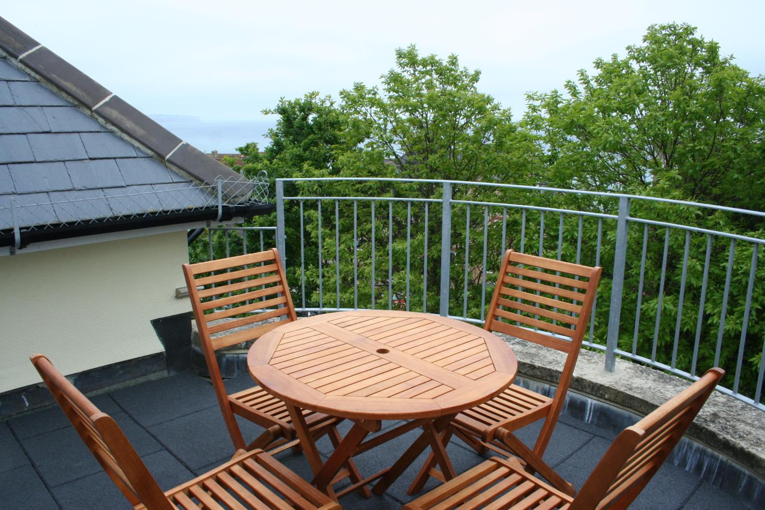 Highlands Apartment 4 view 4