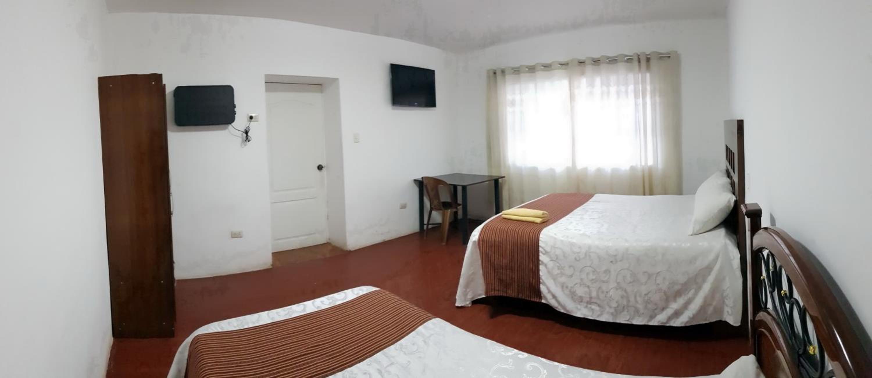 La Cabaña Hotel