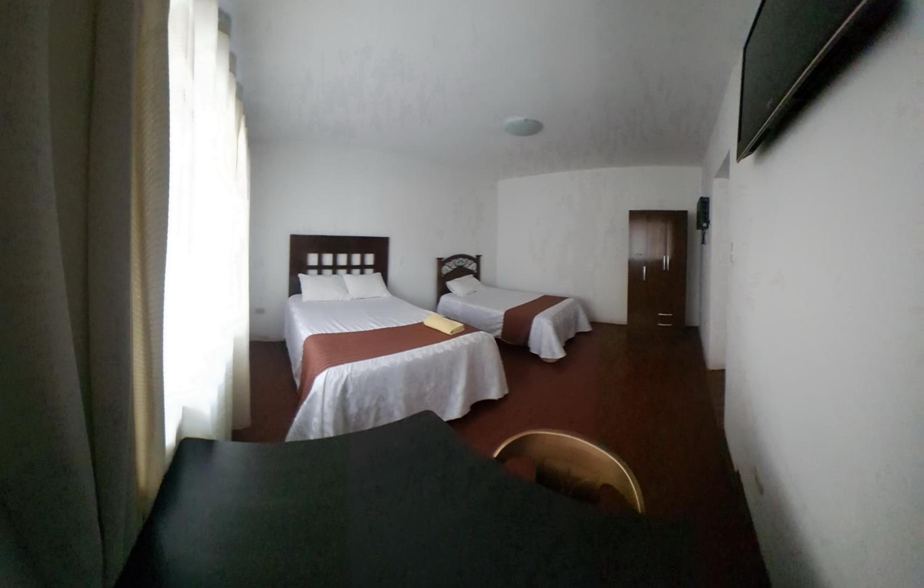La Cabaña Hotel