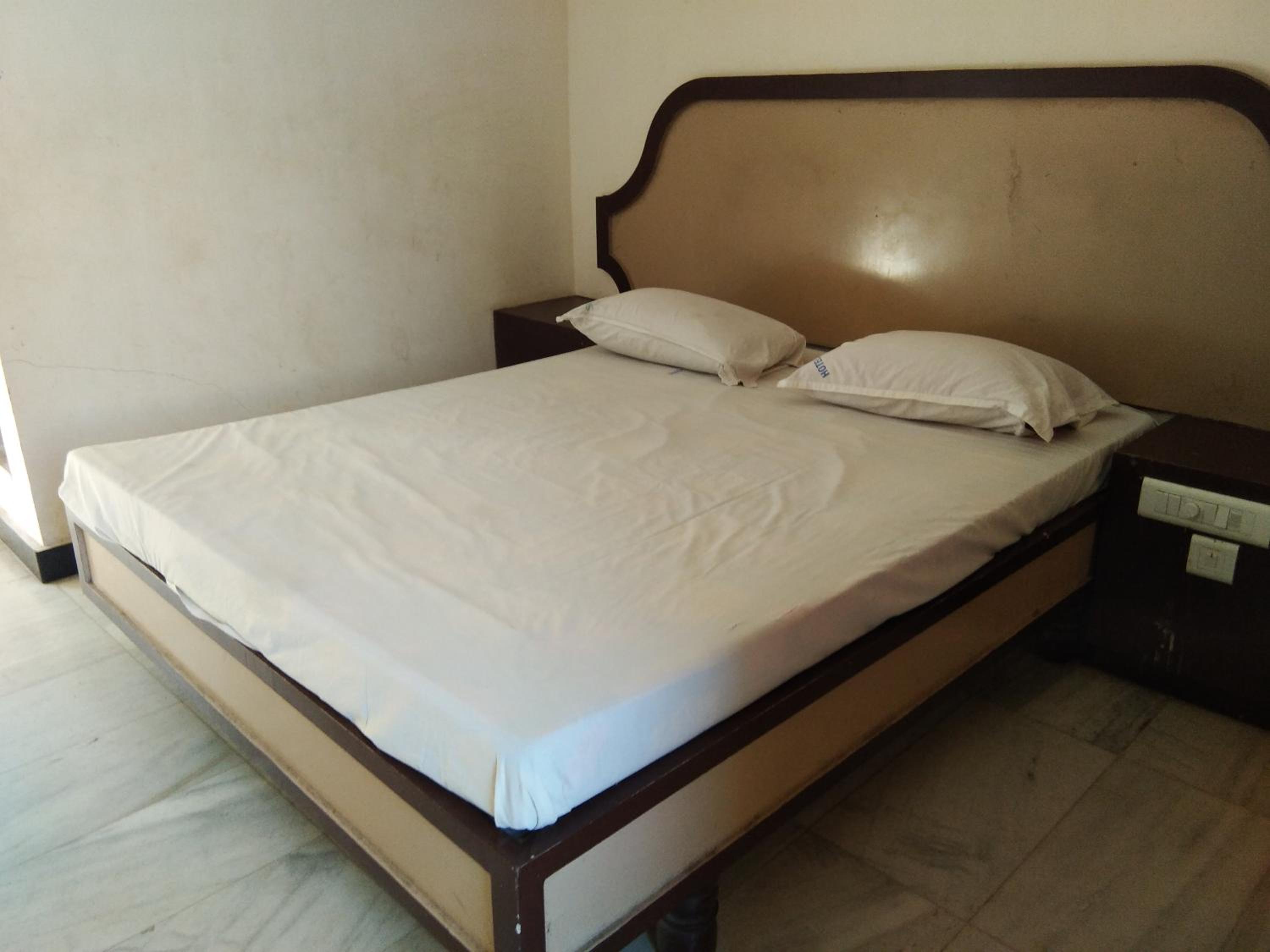 Hotel John