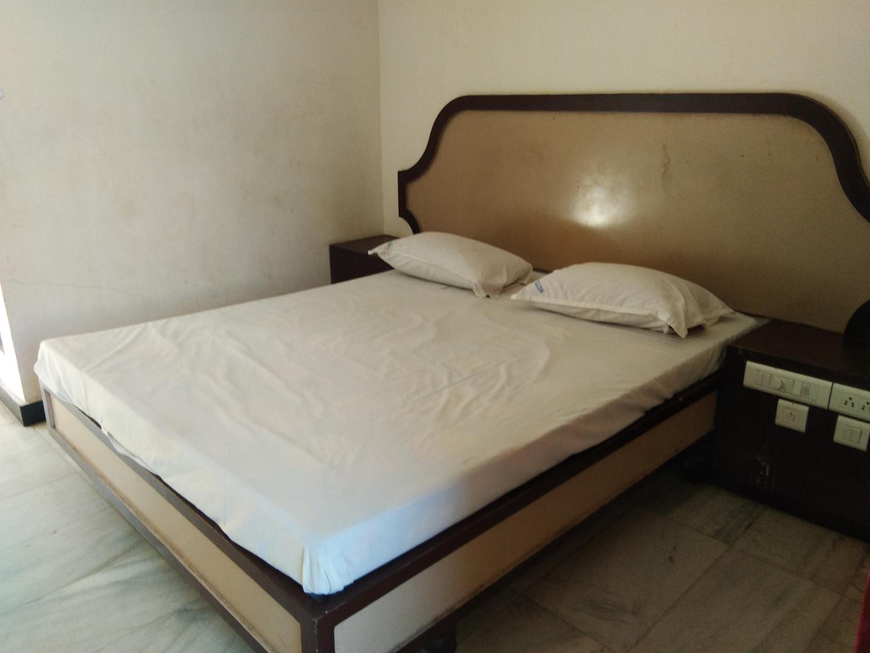 Hotel John