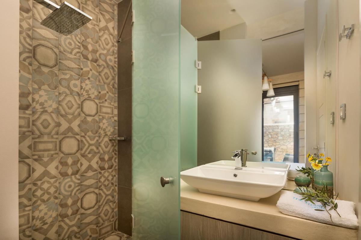 Titans Villas photo 3