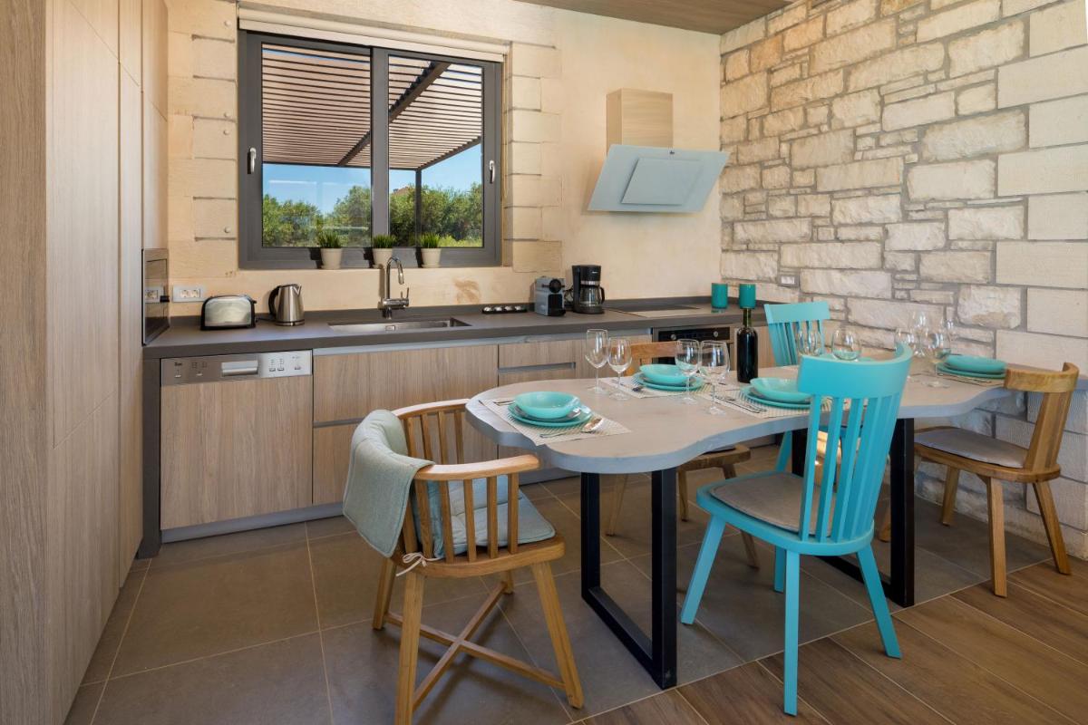 Titans Villas photo 4