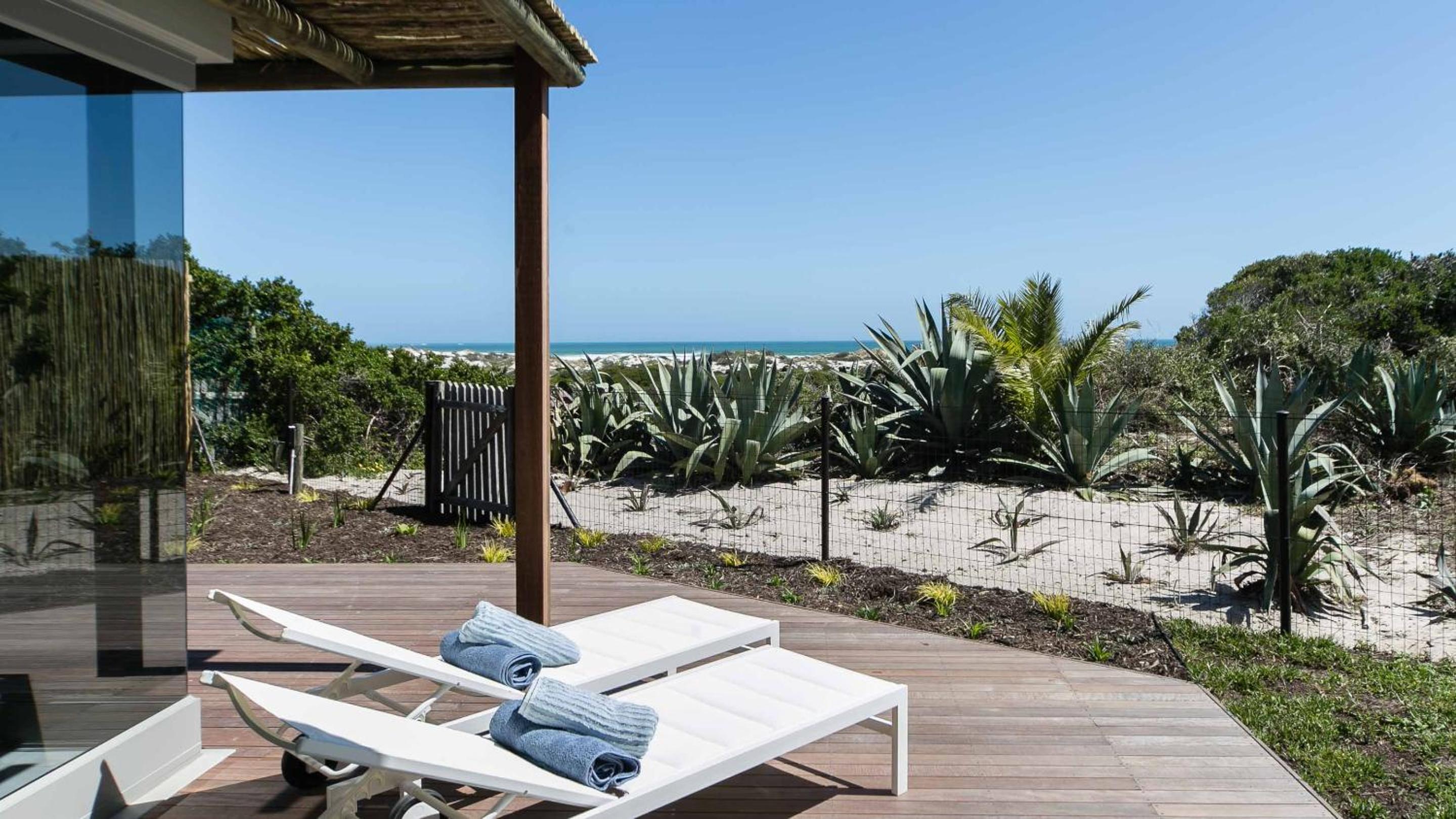 Willow Beach House - with backup power view 3