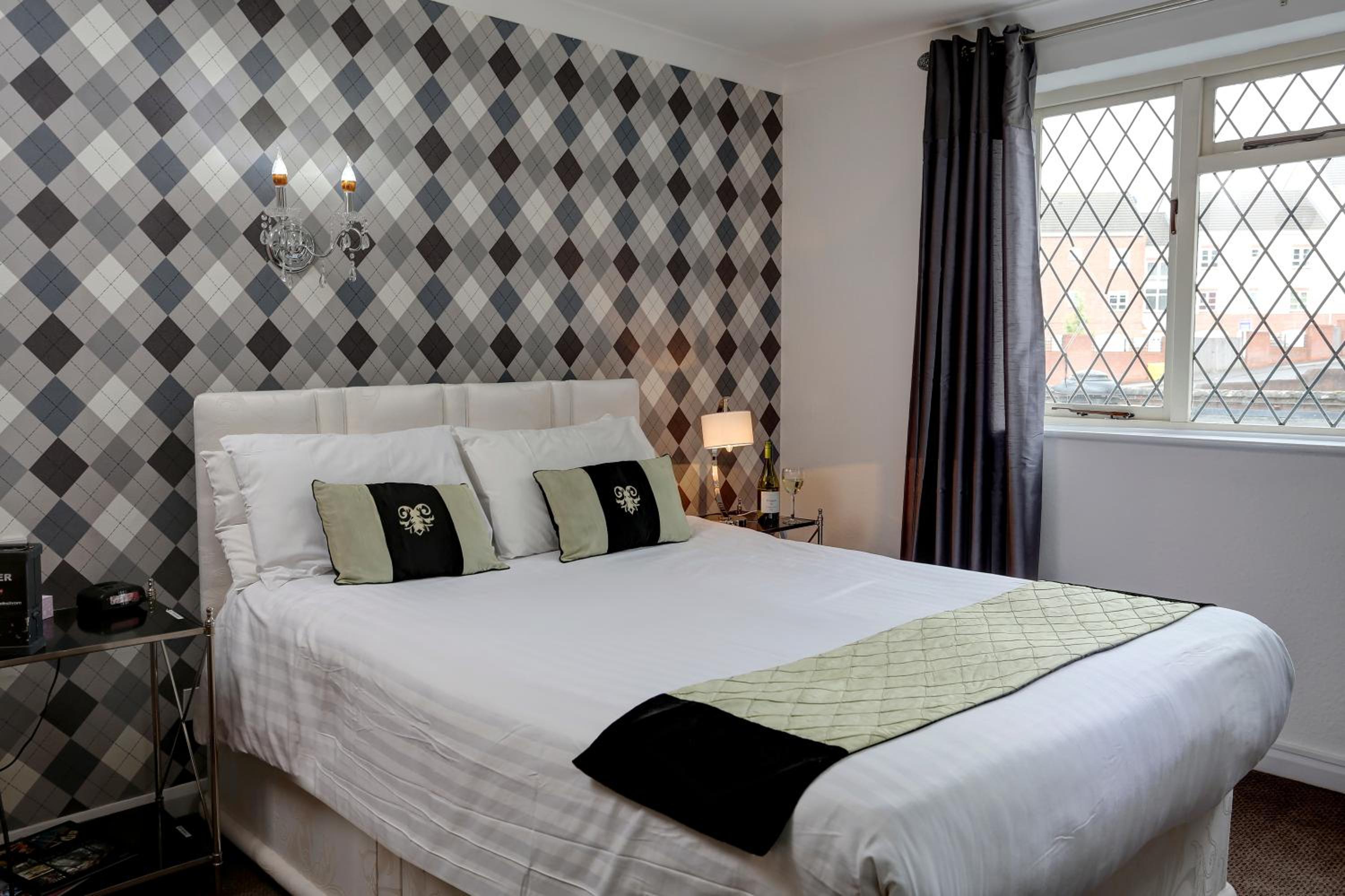 Walsall Vacations - Barons Court Hotel Walsall - Property Image 29