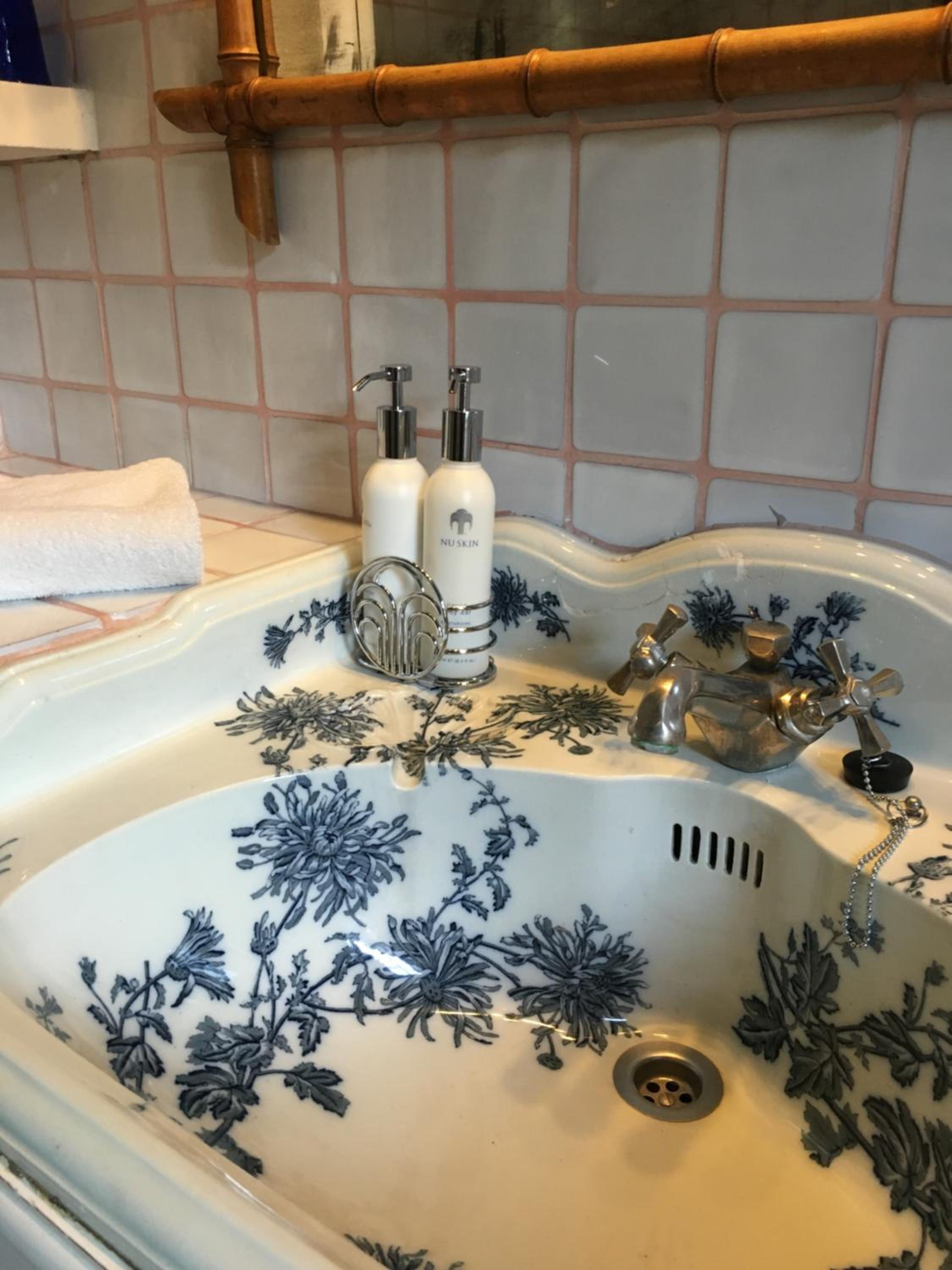 Muller's Bed & Breakfast view 3