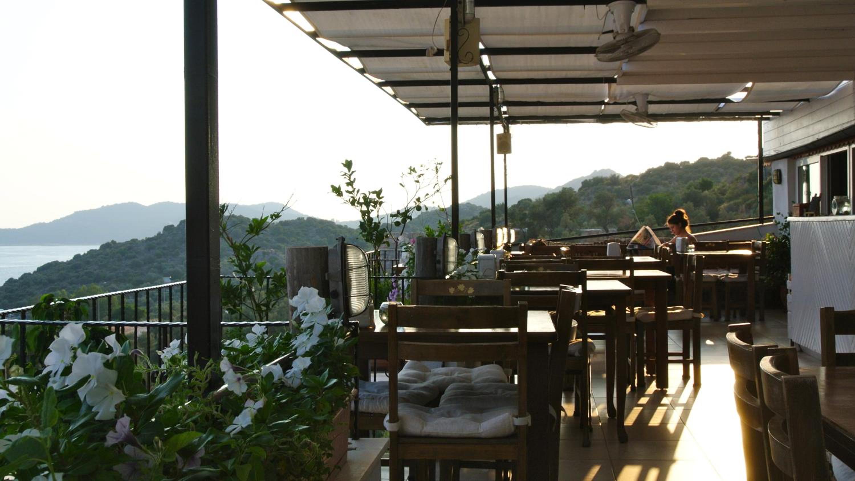 Hideaway - Image 172