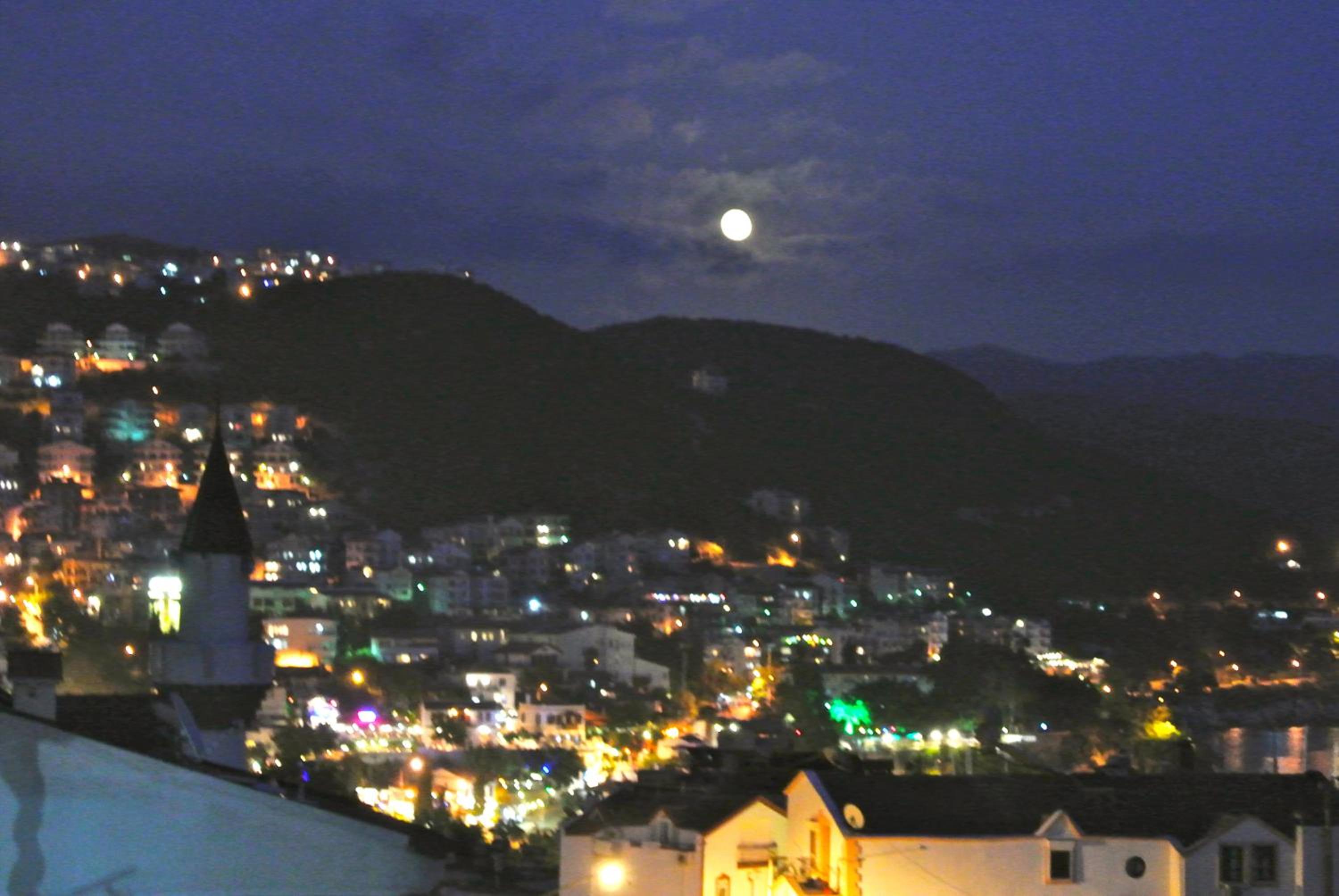 Hideaway - Image 175