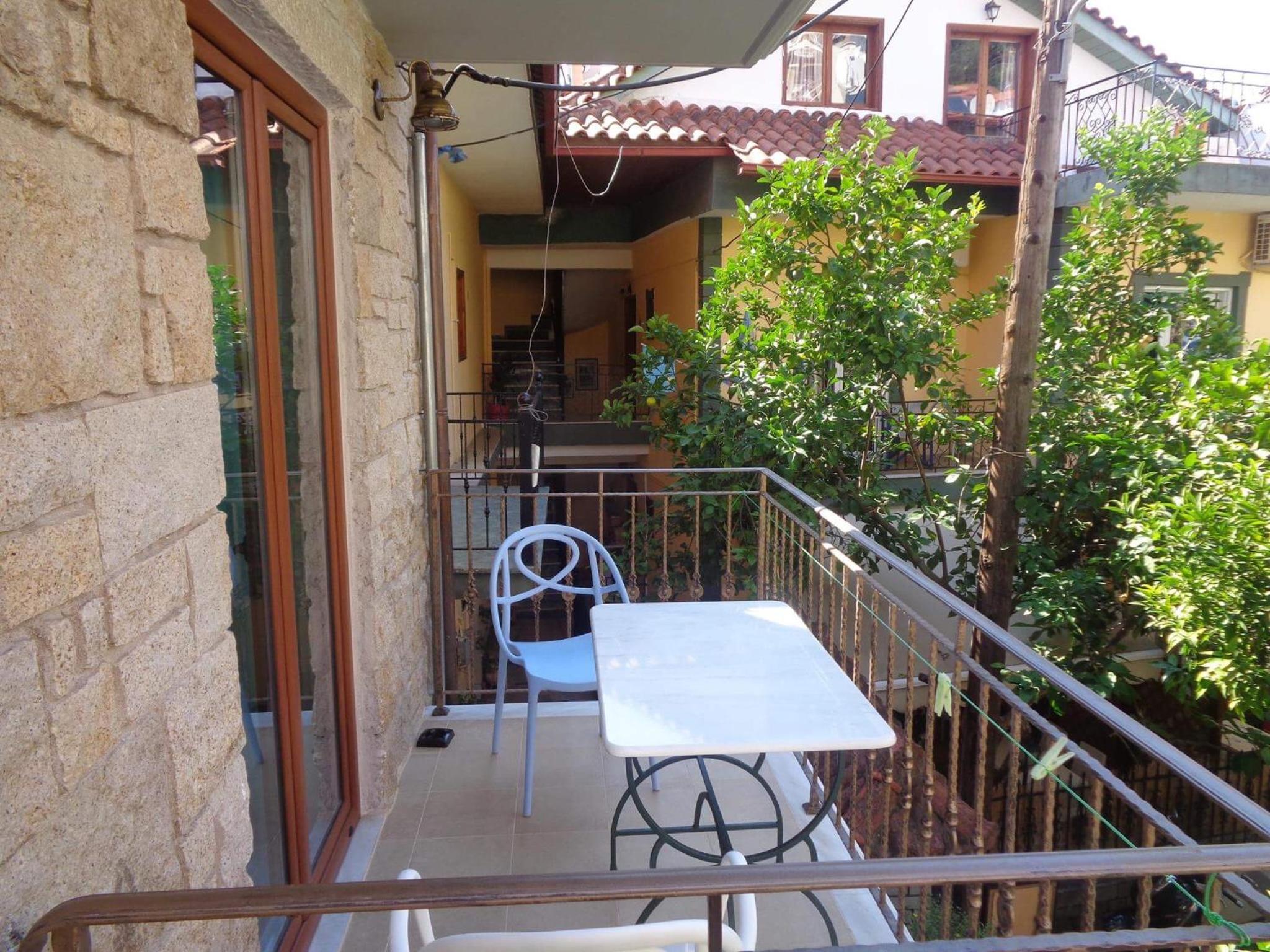 Leda Suites