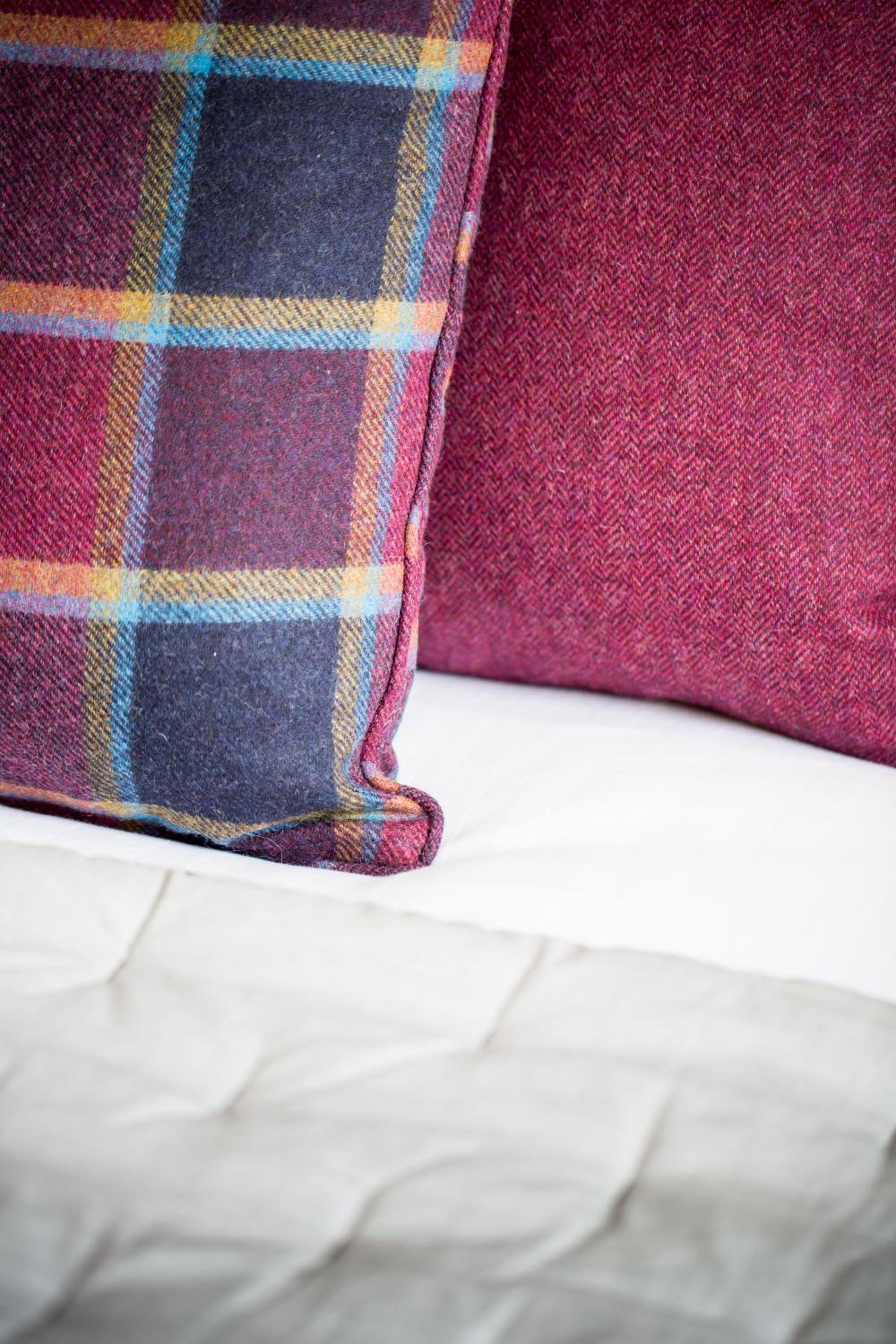 Darlington Arms by the airport - Free parking -Bar & Food