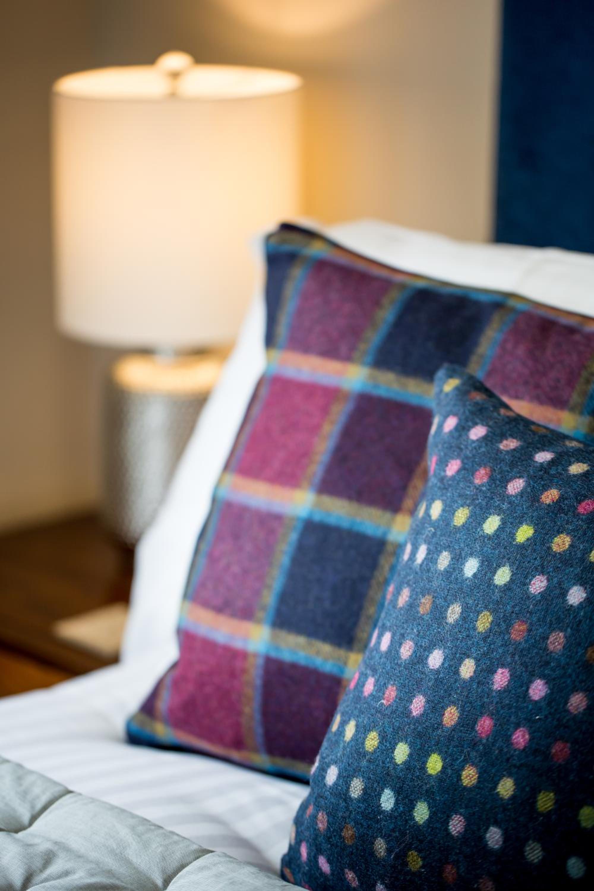 Darlington Arms by the airport - Free parking -Bar & Food
