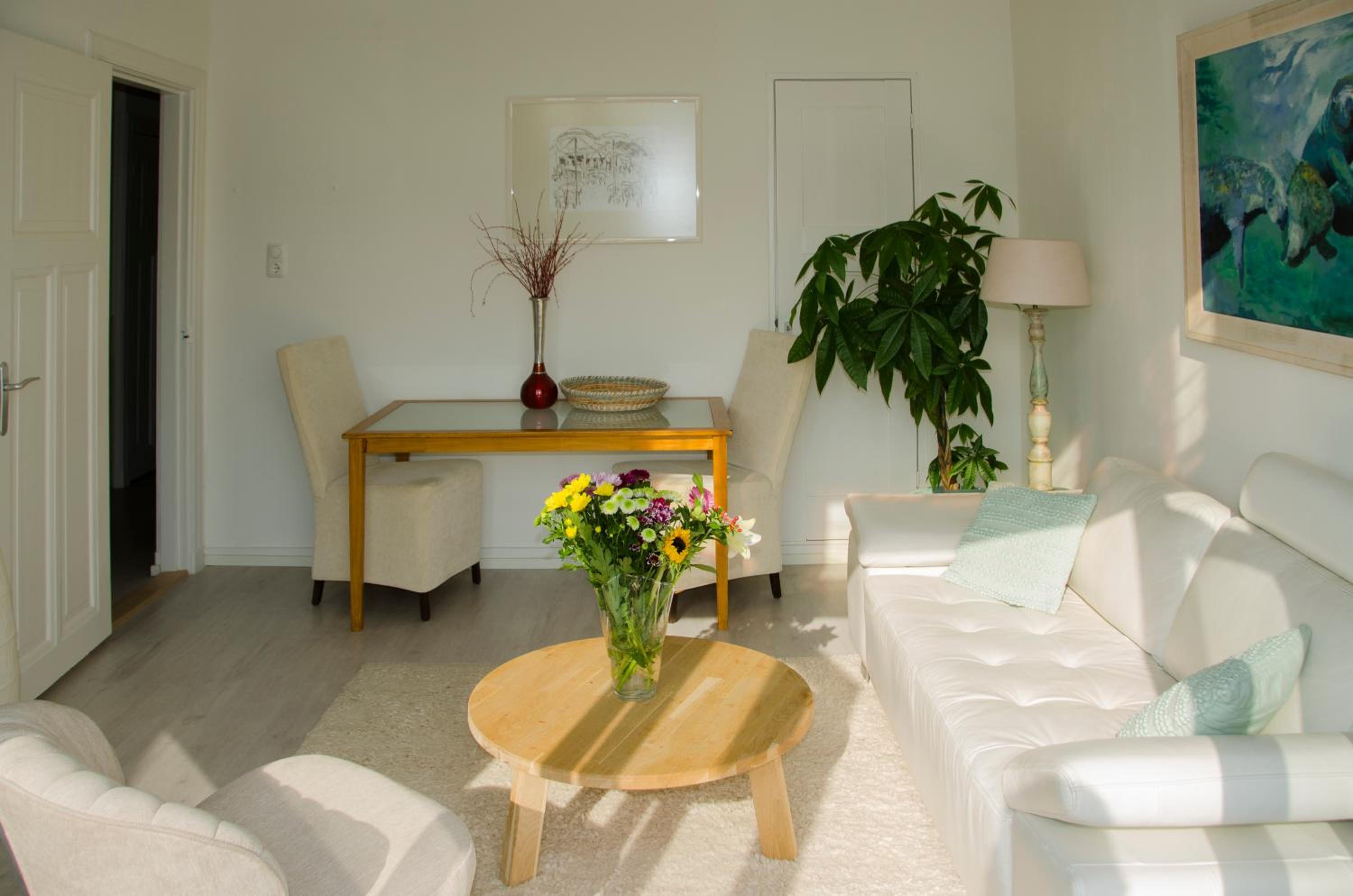 Appartement Beauvilliers view 2