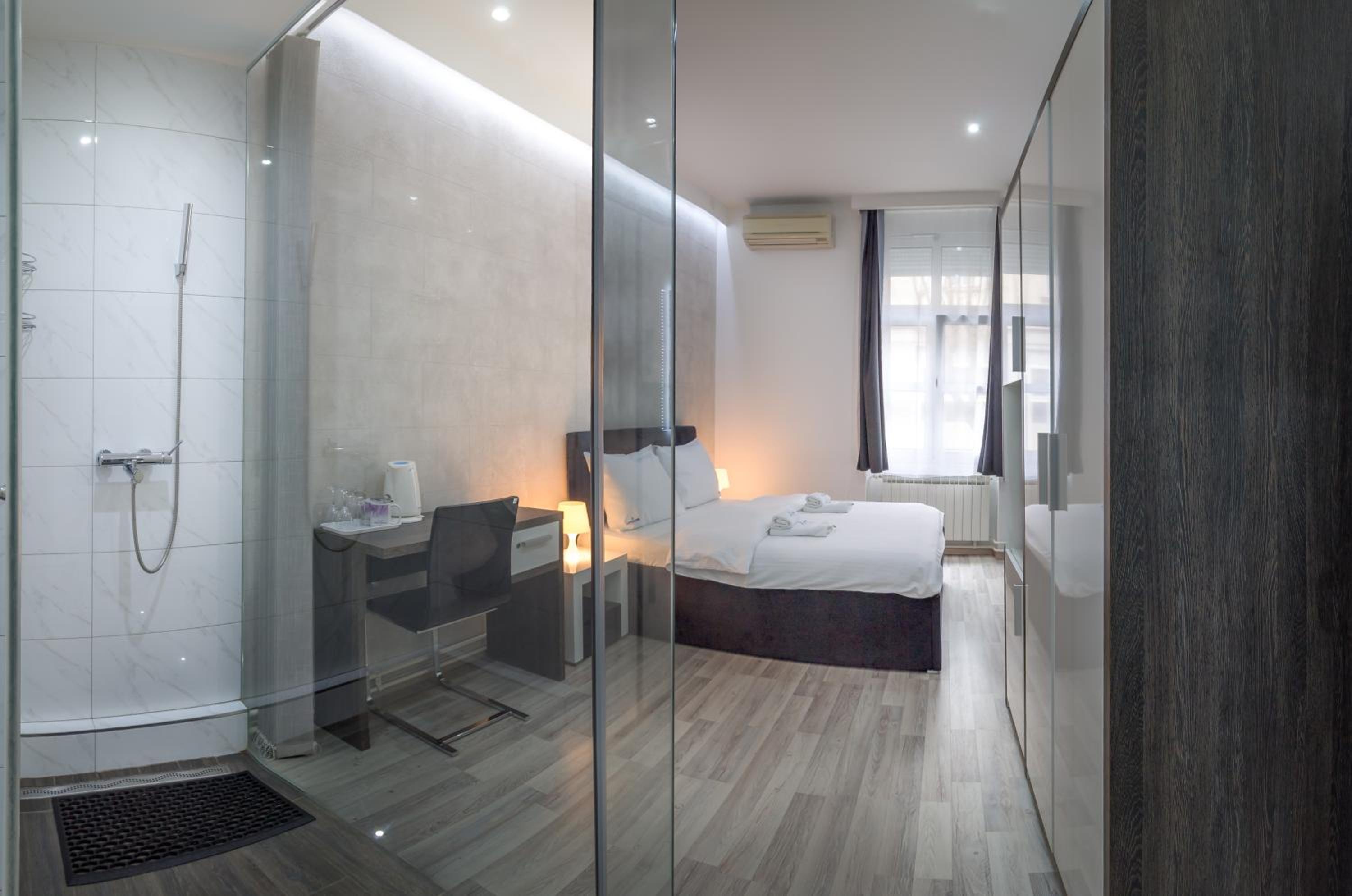Central Park Residence