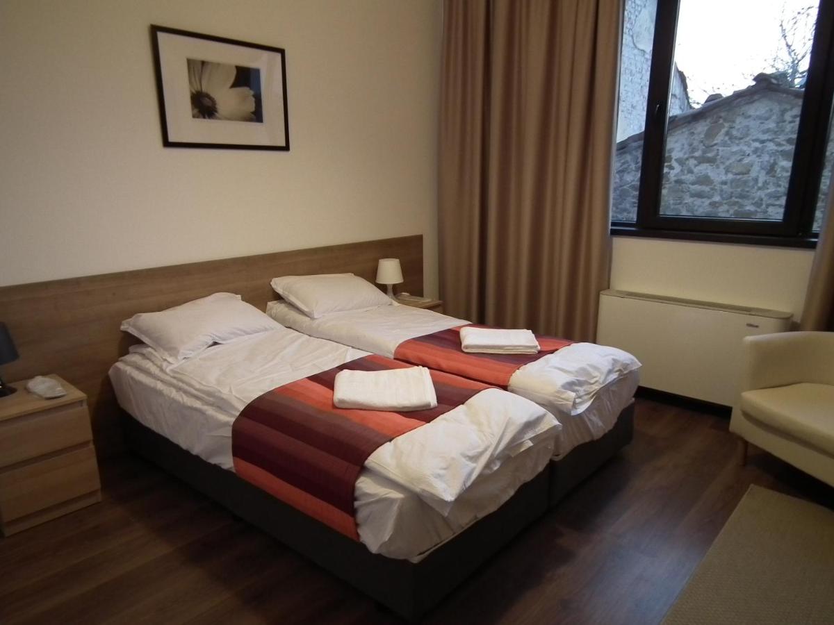 Lion Guest House