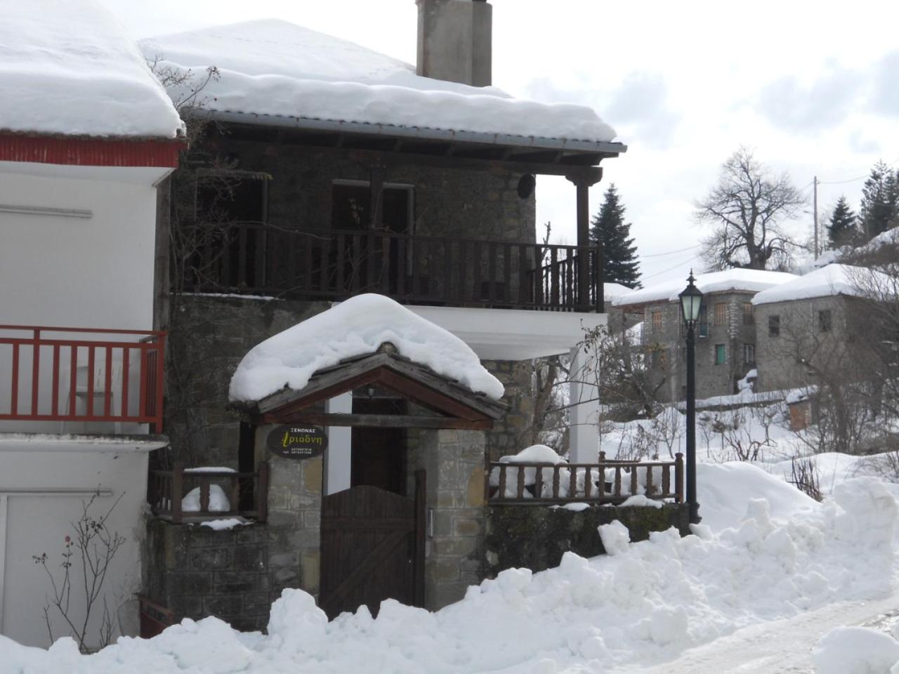 Guesthouse Ariadni view 2