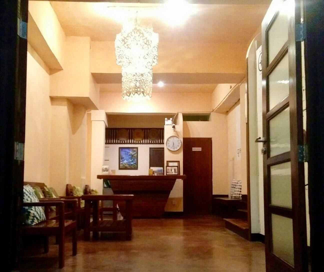 Yoont Hotel