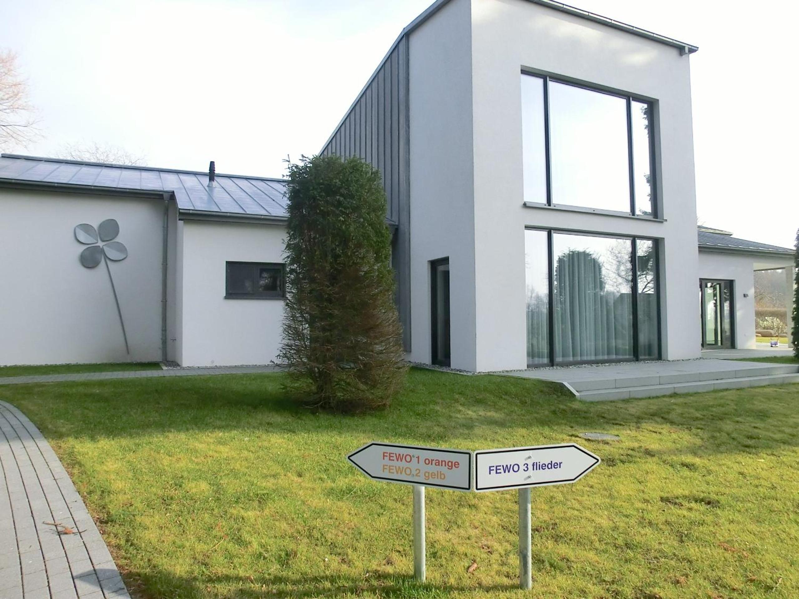 Kleeblatthaus WG flieder