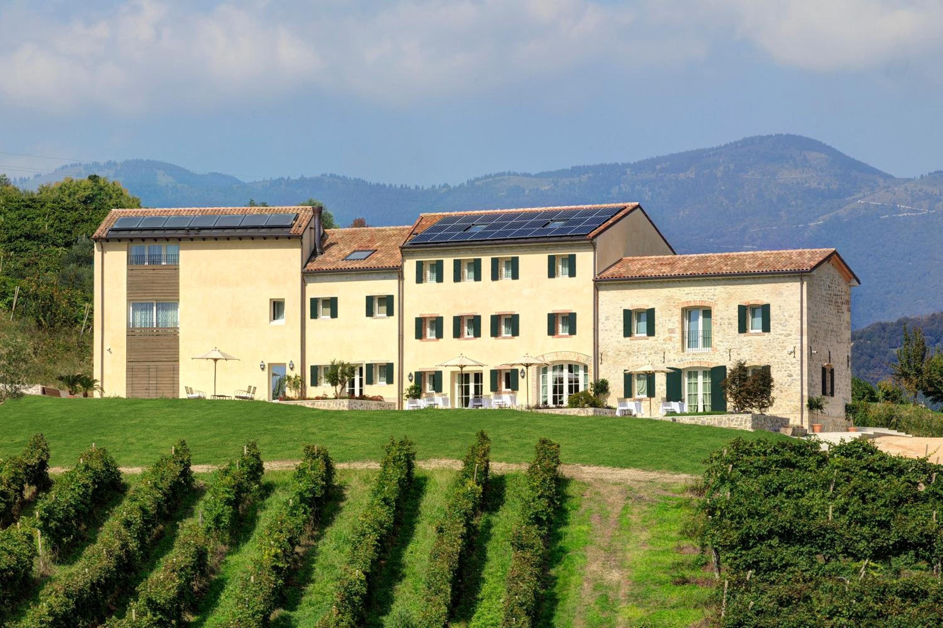 Colonìa Resort