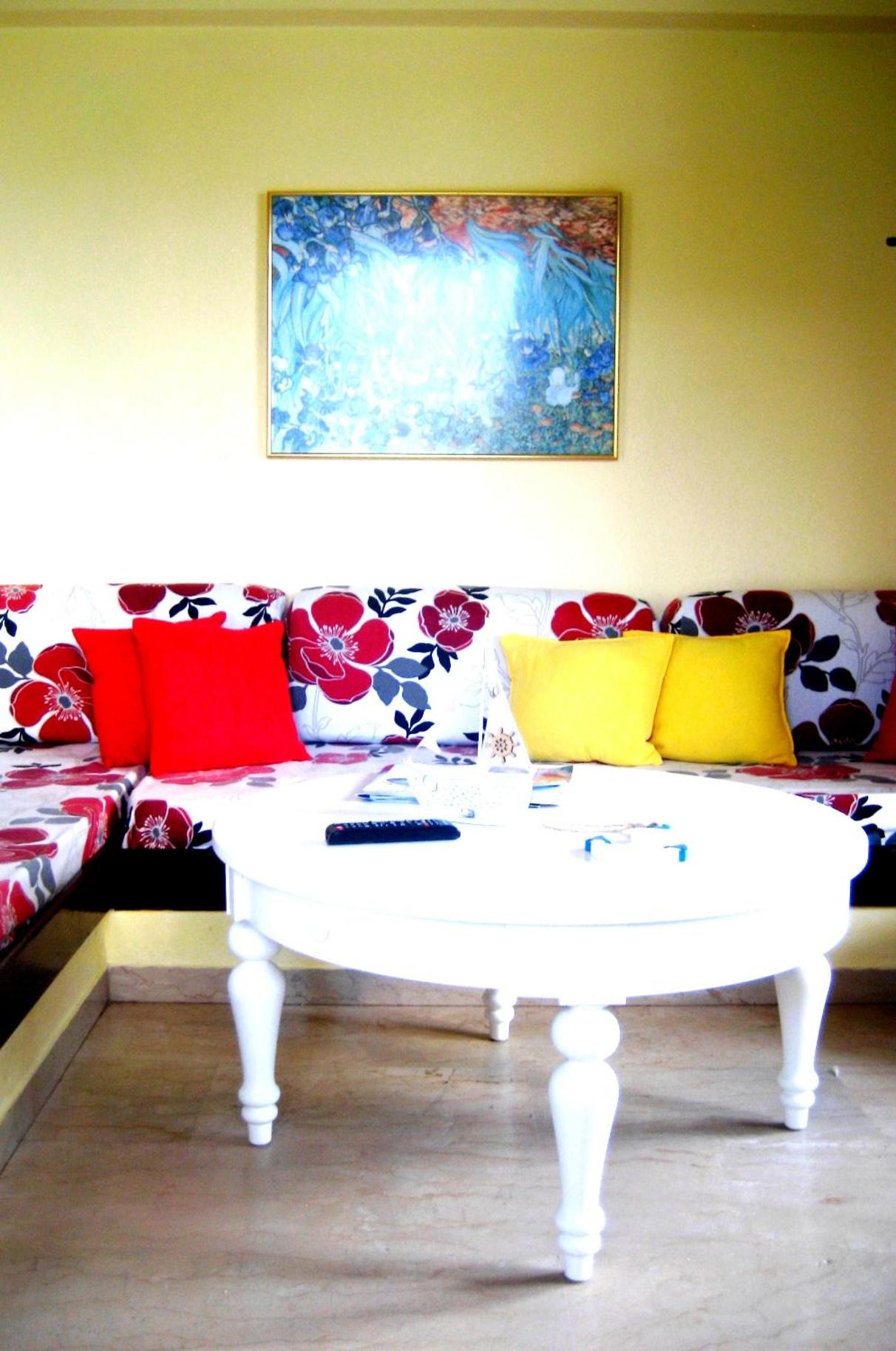 Corina Apartments , Corina 2-studios