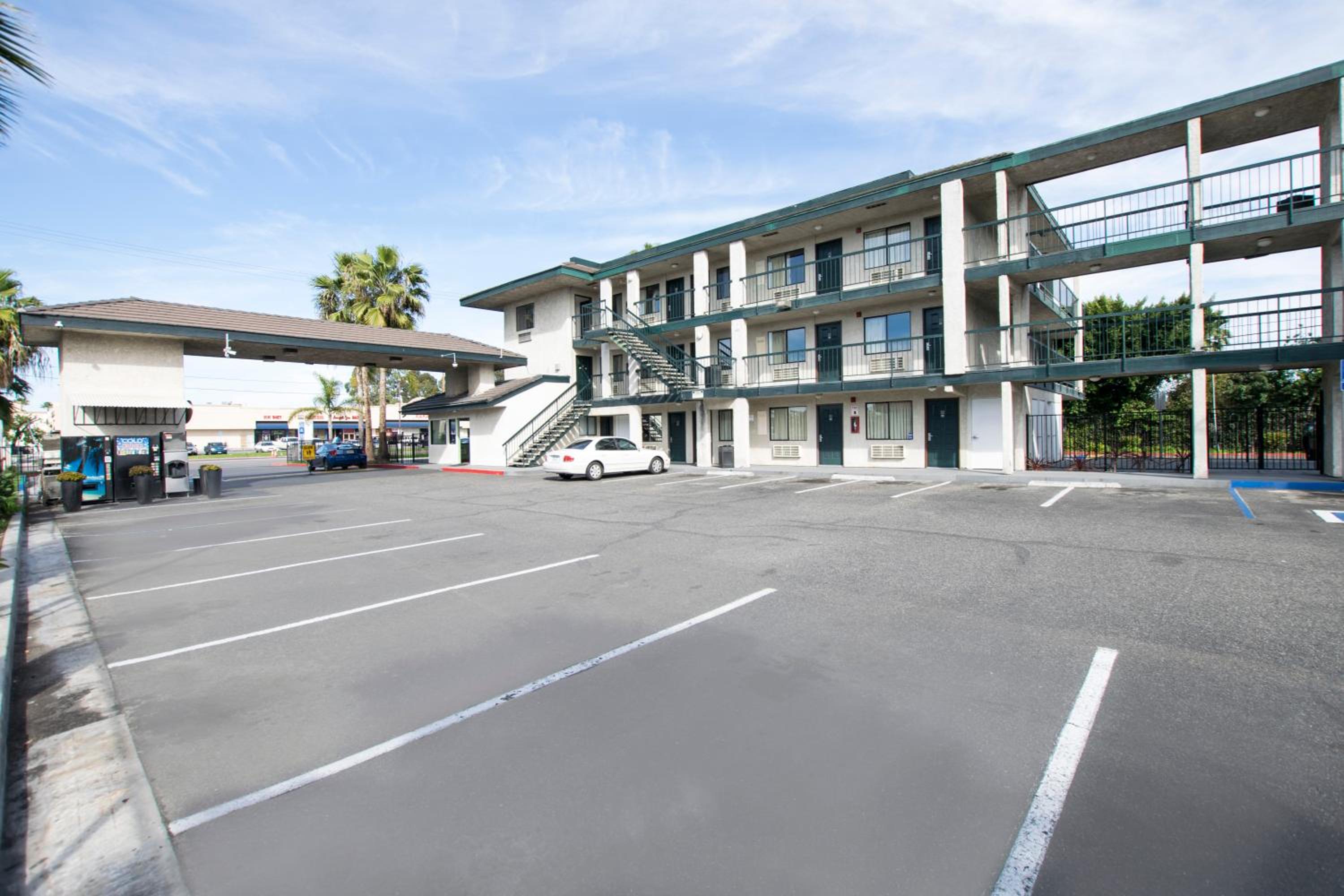 Morada Inn