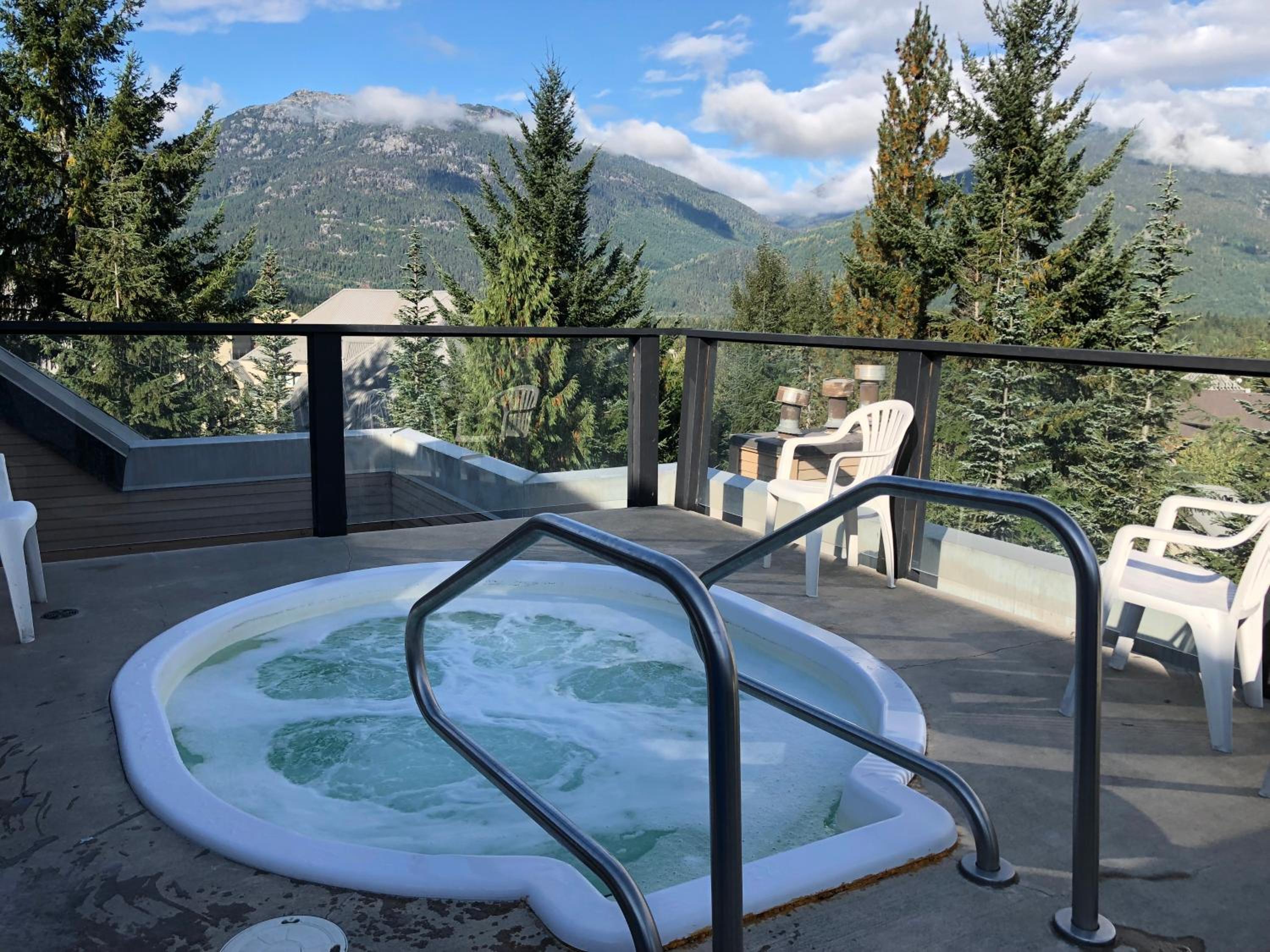 Hotel Powderhorn By Whistler Blackcomb Vacation Rentals